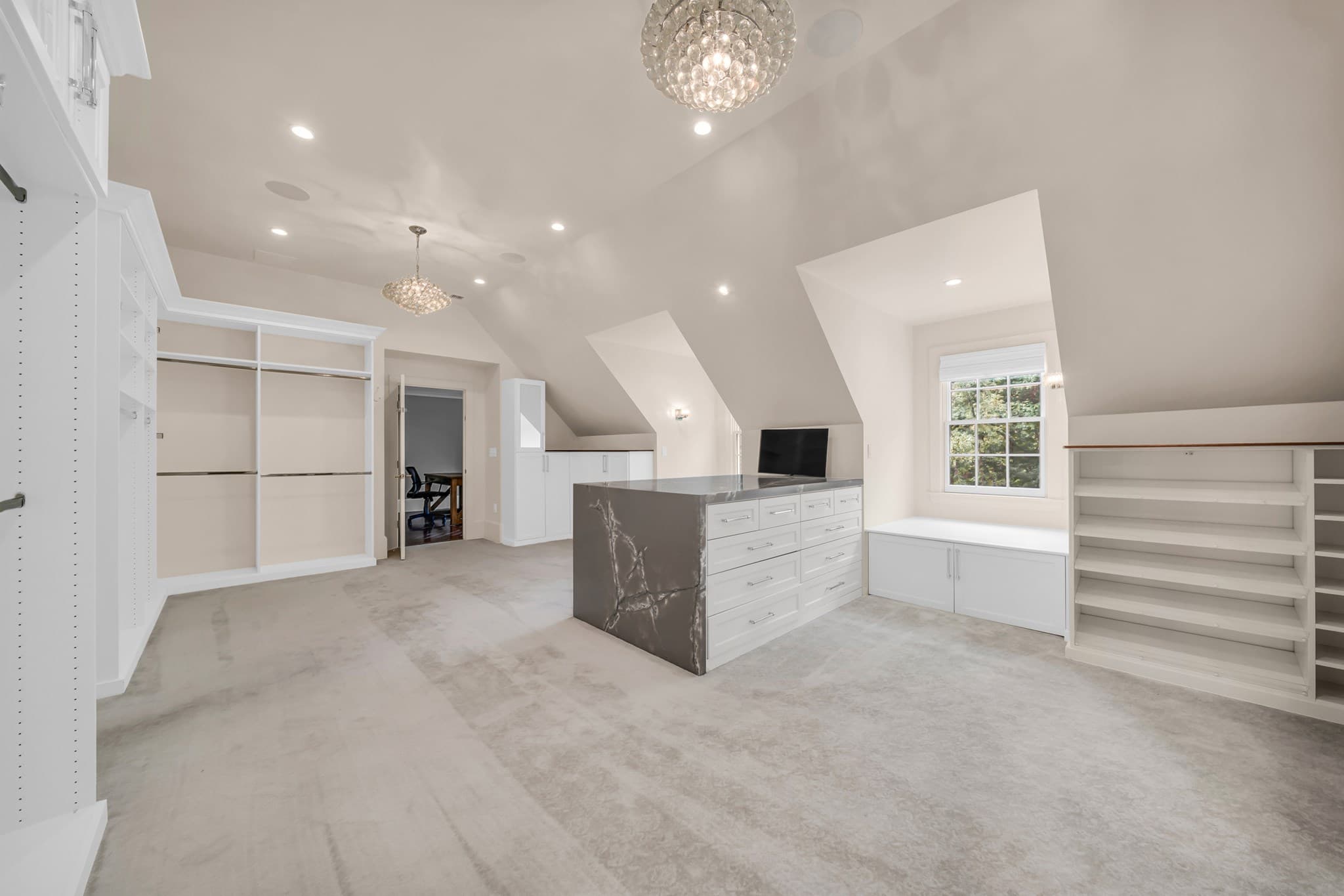 Single Family Residence at 40 Grandview Rd, Chelmsford MA 01824, photo 26 of 42