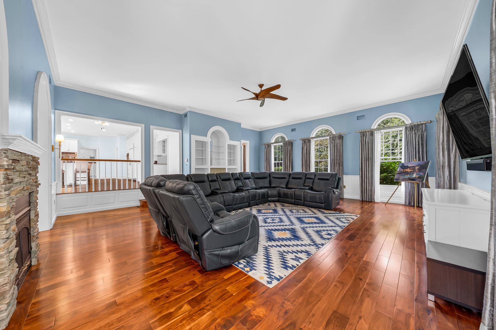 Single Family Residence at 40 Grandview Rd, Chelmsford MA 01824, photo 10 of 42