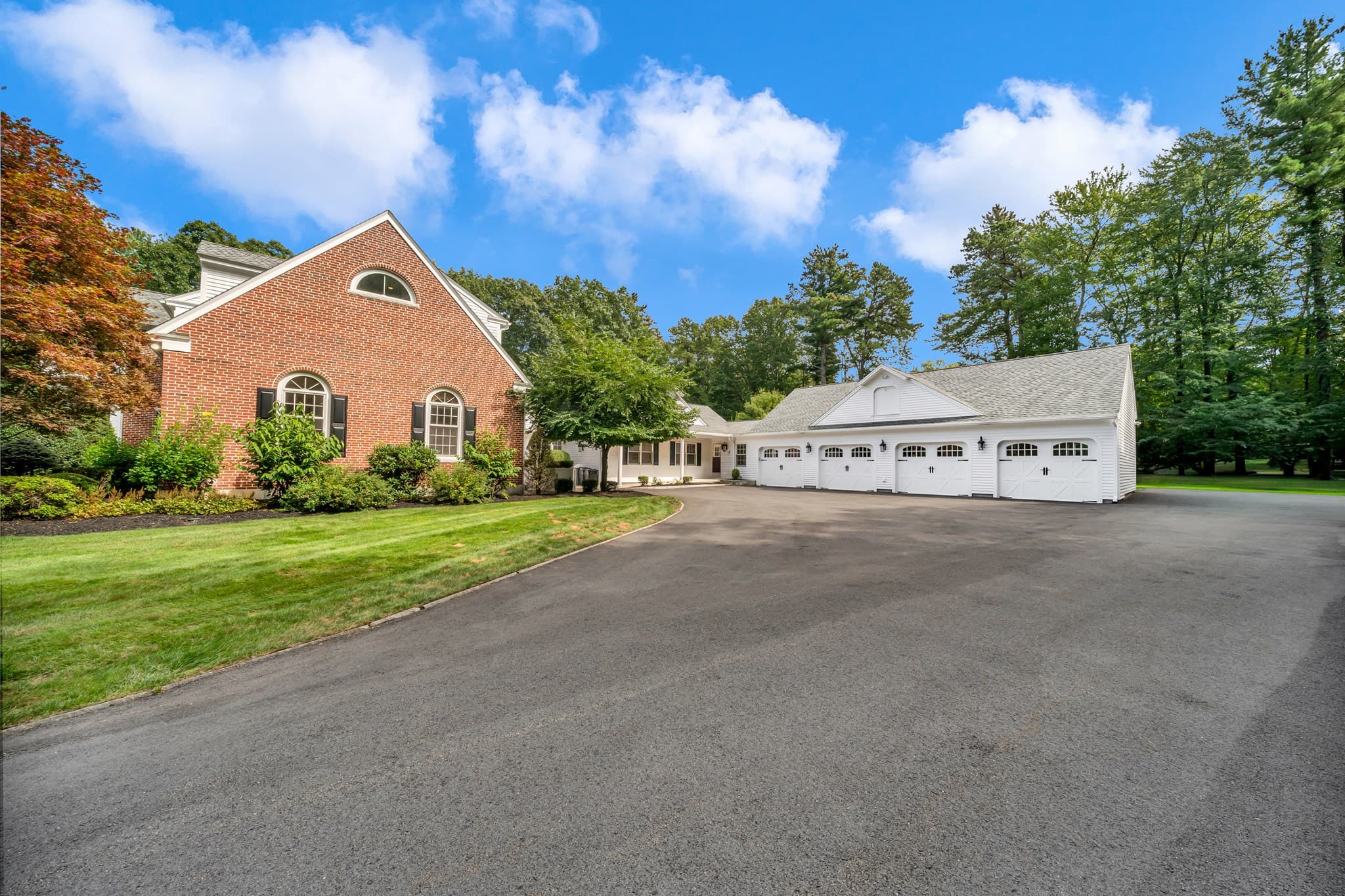 Single Family Residence at 40 Grandview Rd, Chelmsford MA 01824, photo 40 of 42