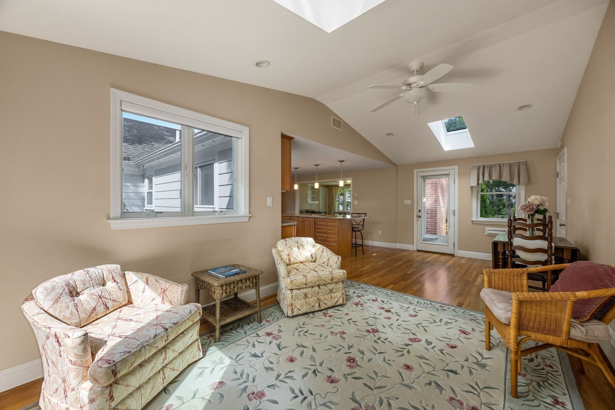 Single Family Residence at 54 Lucerne Ave, Falmouth MA 02540, Falmouth, photo 13 of 31
