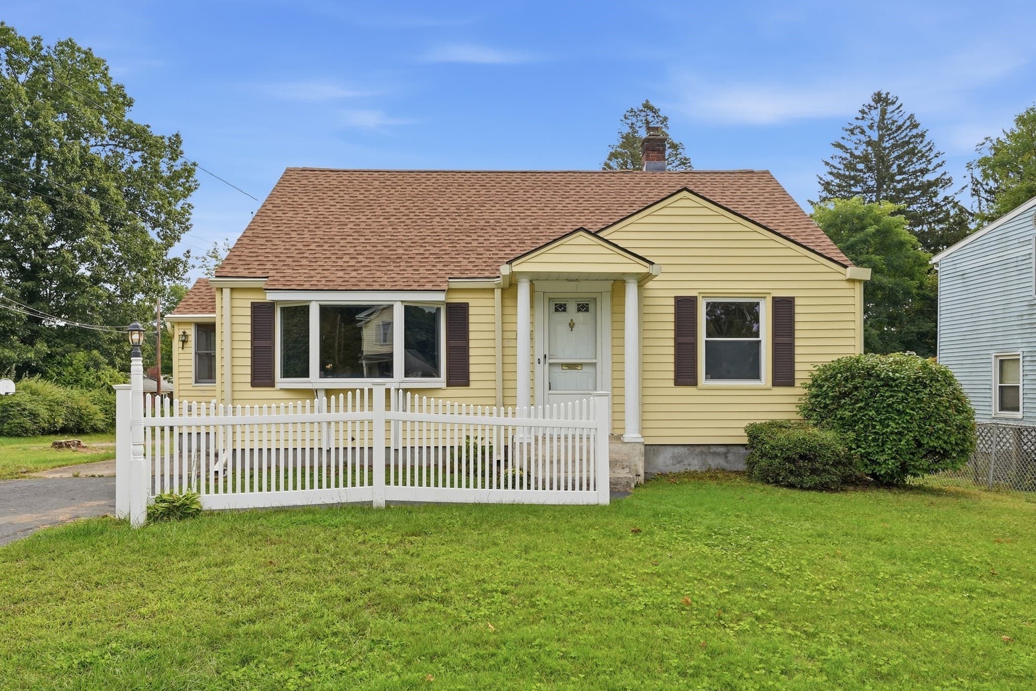 Single Family Residence at 73 Edmund St, East Longmeadow MA 01028, East Longmeadow, photo 2 of 42