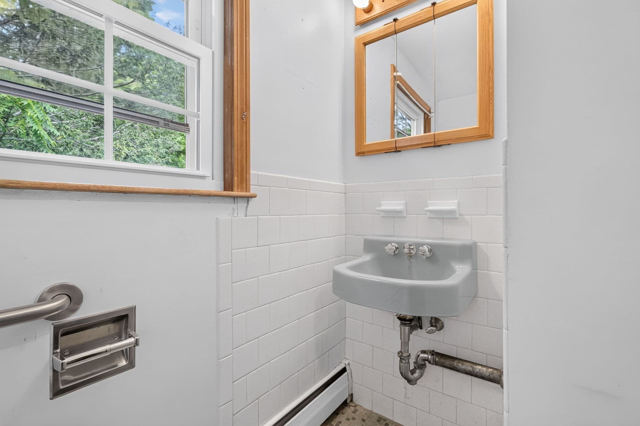 Single Family Residence at 5 Robert Sproul Rd, Medfield MA 02052, Medfield, photo 23 of 41