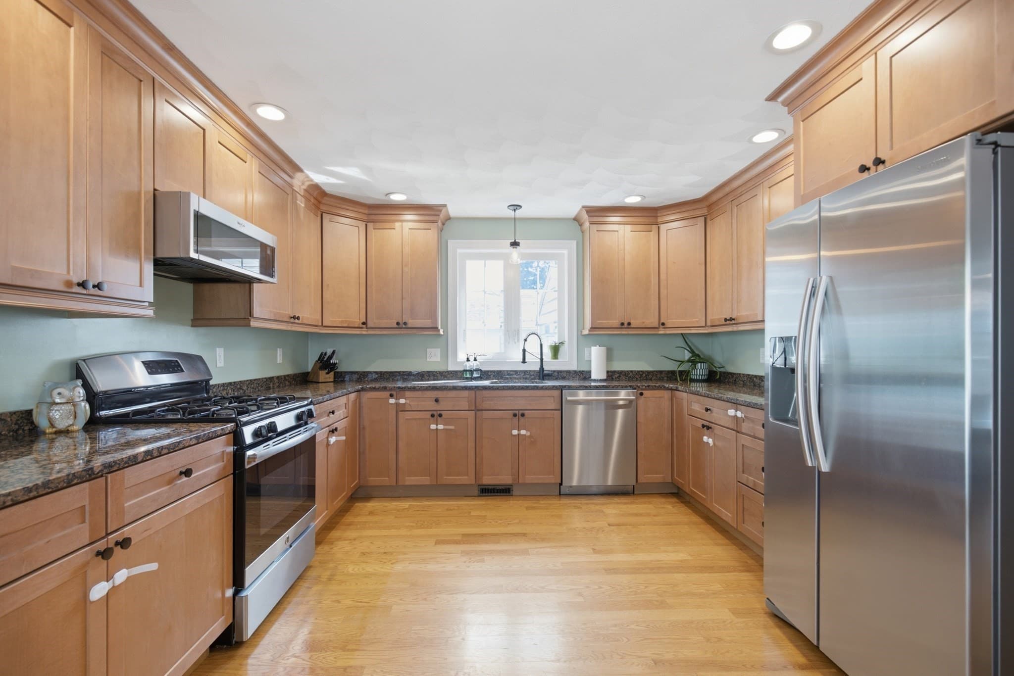 Single Family Residence at 271 Lebanon St, Malden MA 02148, Malden, photo 3 of 30