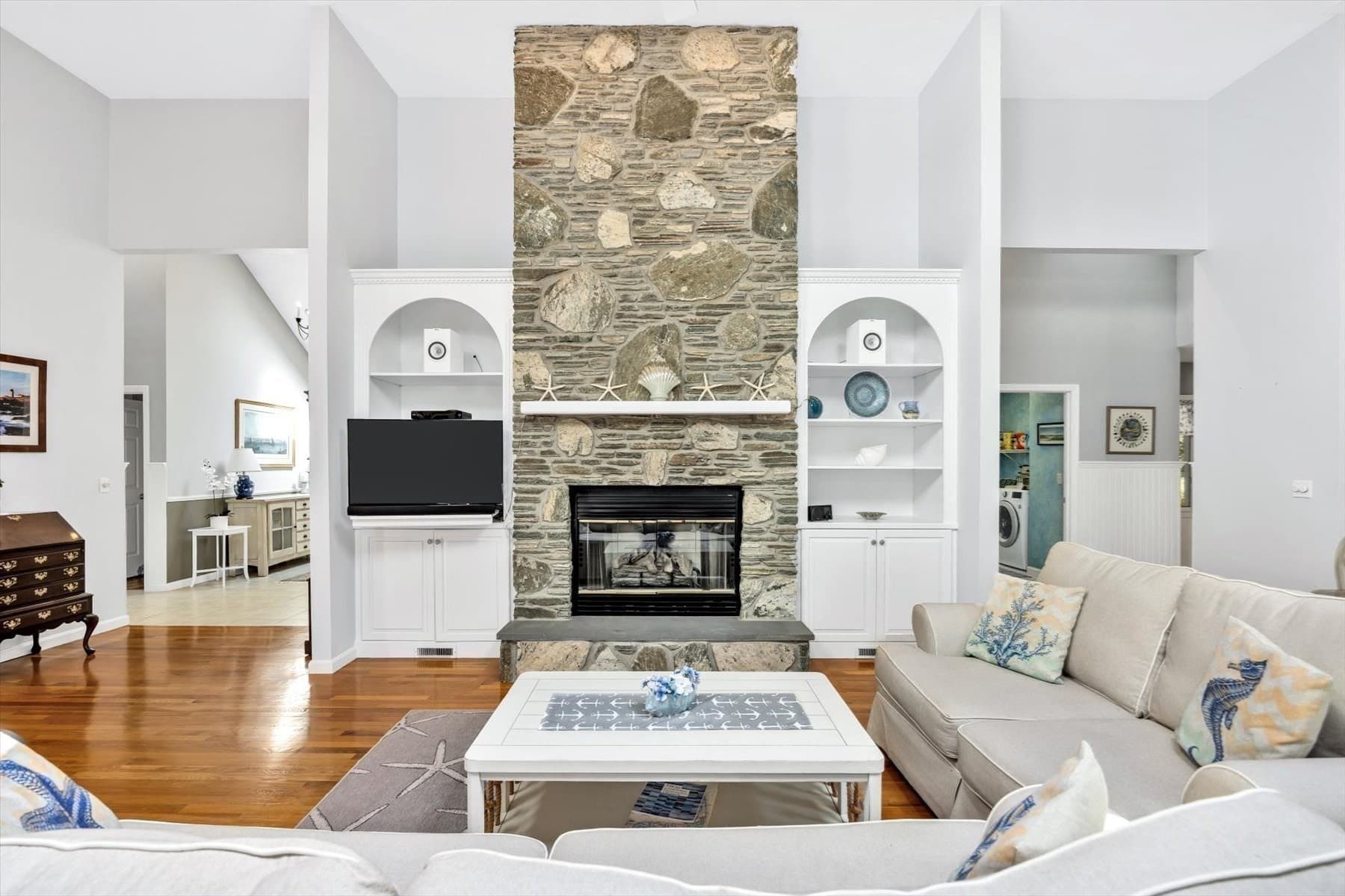 Single Family Residence at 103 Sandcastle Dr, Falmouth MA 02536, Falmouth, photo 17 of 42