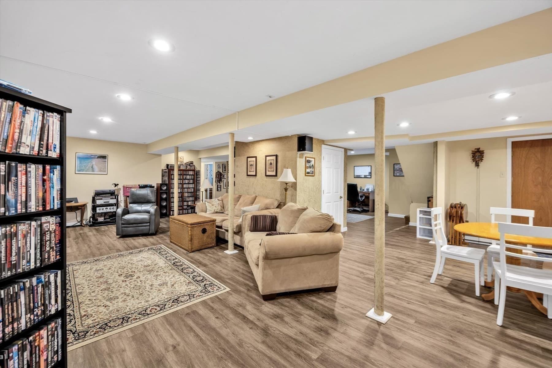 Single Family Residence at 103 Sandcastle Dr, Falmouth MA 02536, Falmouth, photo 33 of 42