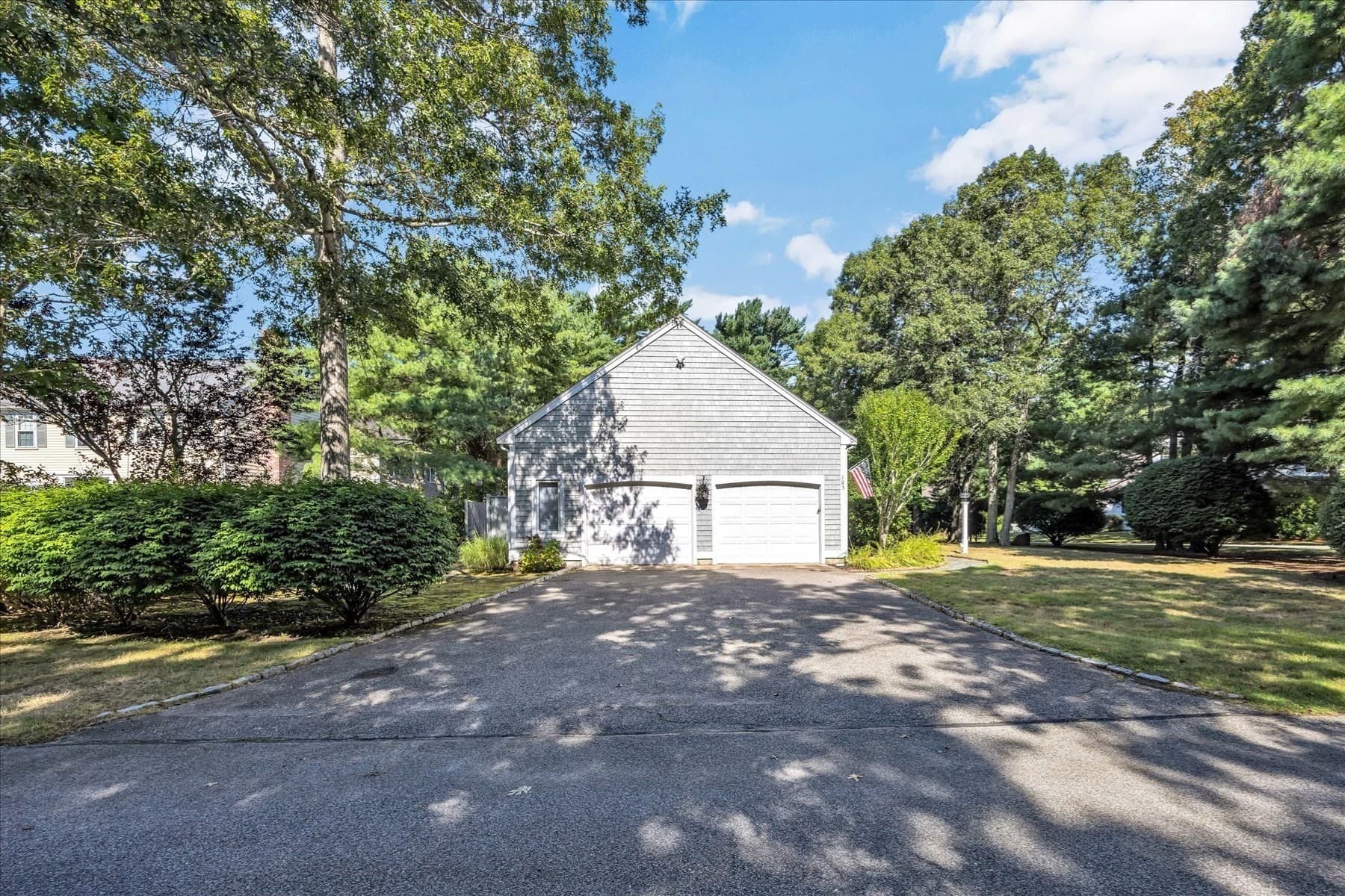 Single Family Residence at 103 Sandcastle Dr, Falmouth MA 02536, Falmouth, photo 4 of 42