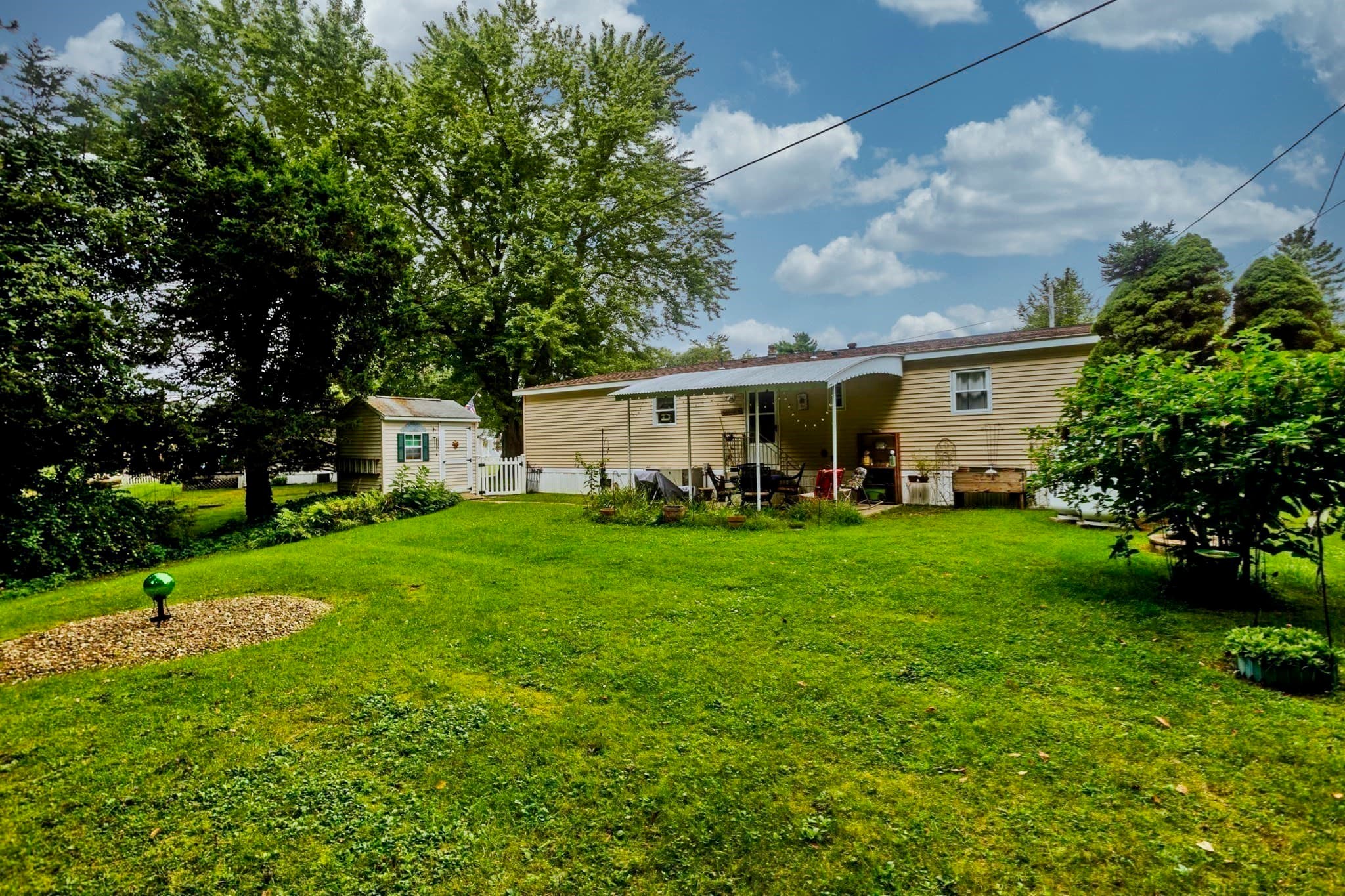 Mobile Home at 14 Sunnydale Circle, Brimfield MA 01010, photo 30 of 30