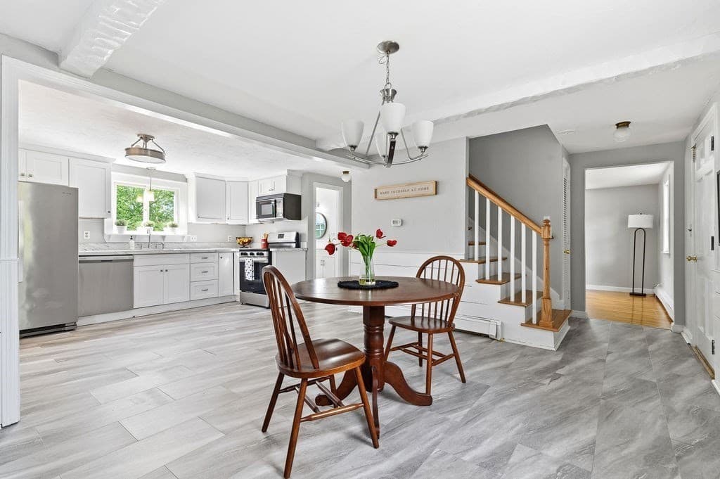 Single Family Residence at 70 Century Road, Weymouth MA 02190, Weymouth, photo 12 of 41