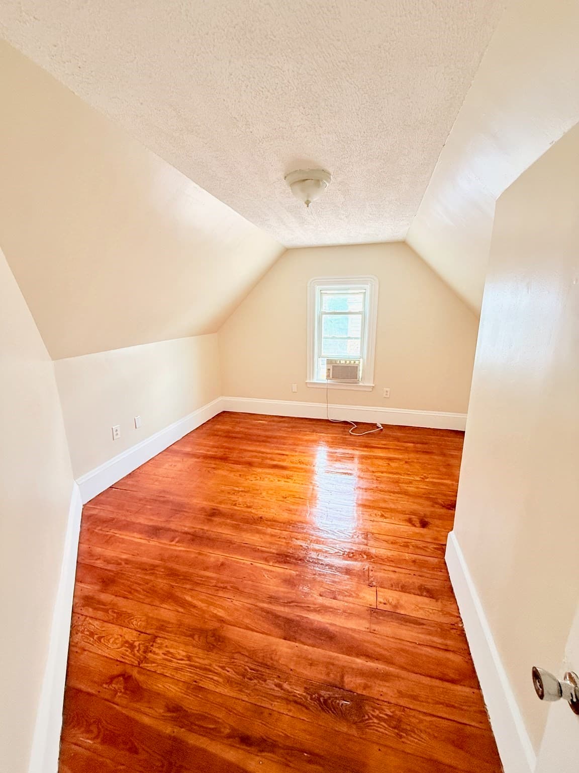 Single Family Residence at 9 Don Street, Boston MA 02124, Boston, photo 10 of 17