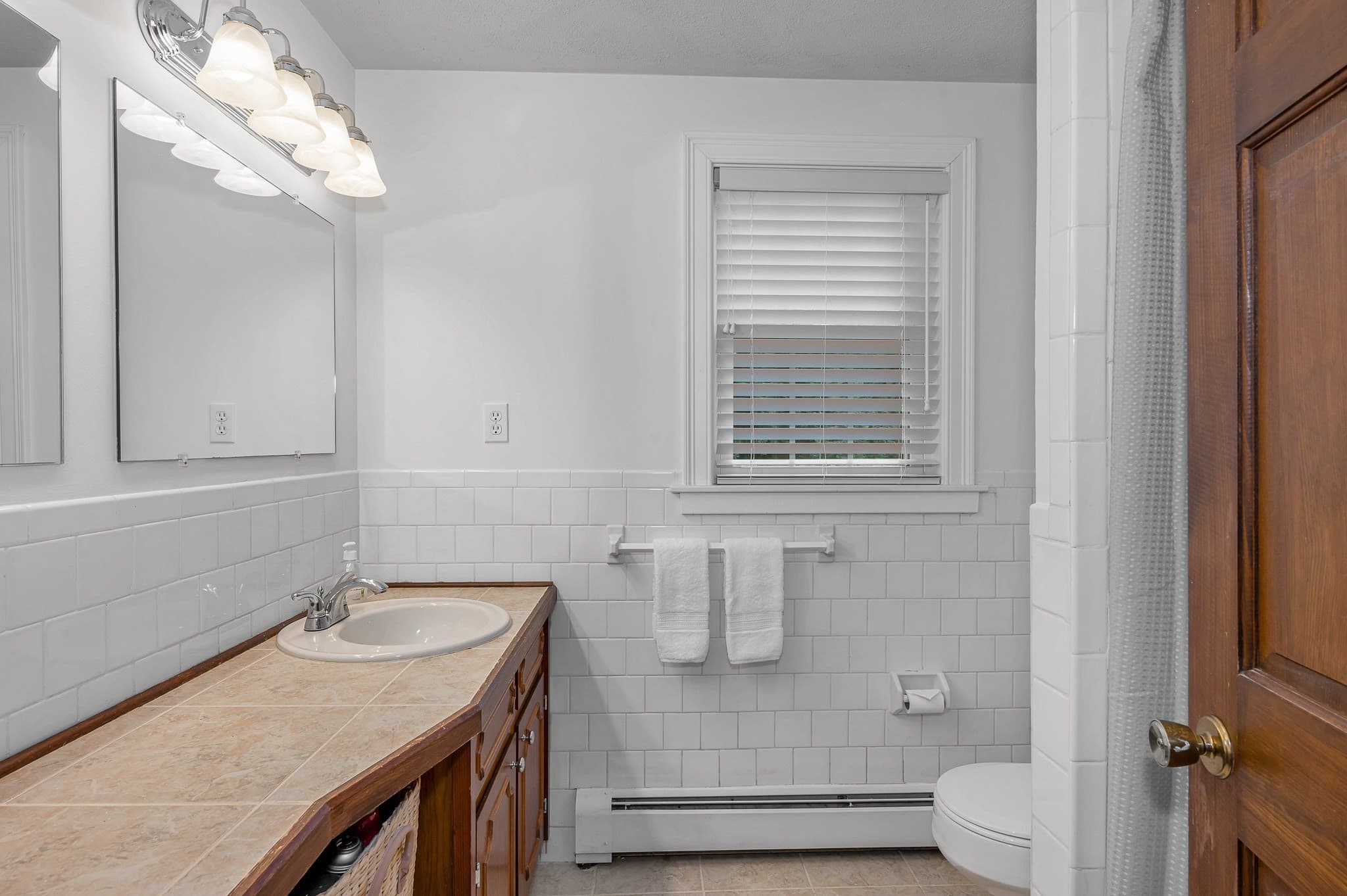 Single Family Residence at 6 Murphy Circle, Framingham MA 01701, Framingham, photo 22 of 38