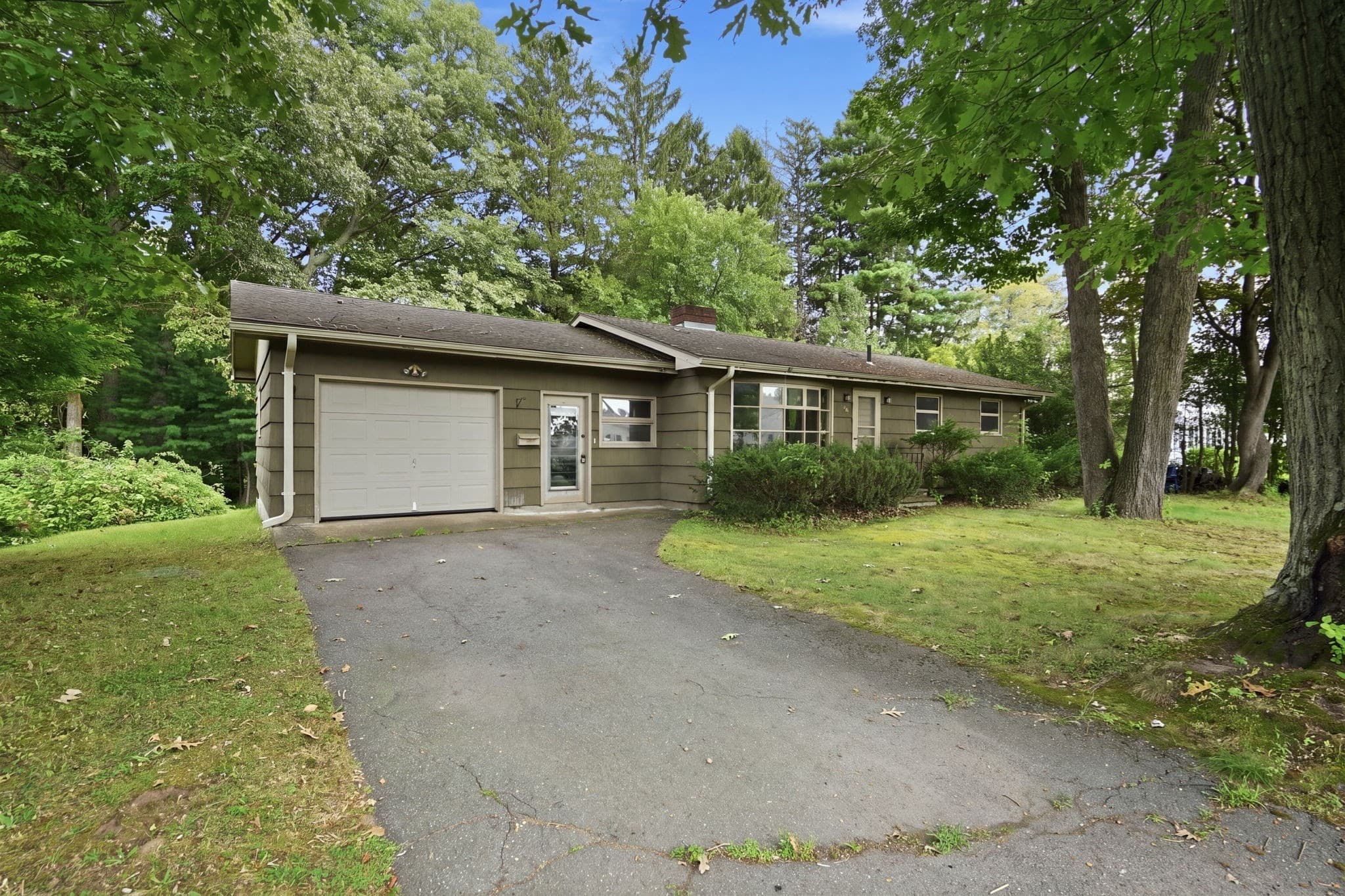 Single Family Residence at 46 Spencer St, Agawam MA 01001, Agawam, photo 26 of 31