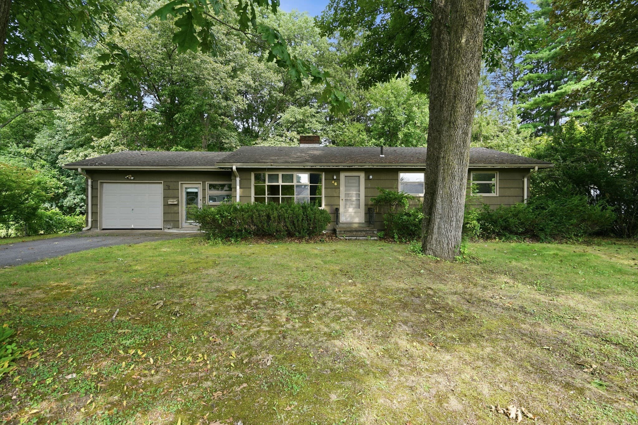 46 Spencer St, Agawam MA 01001