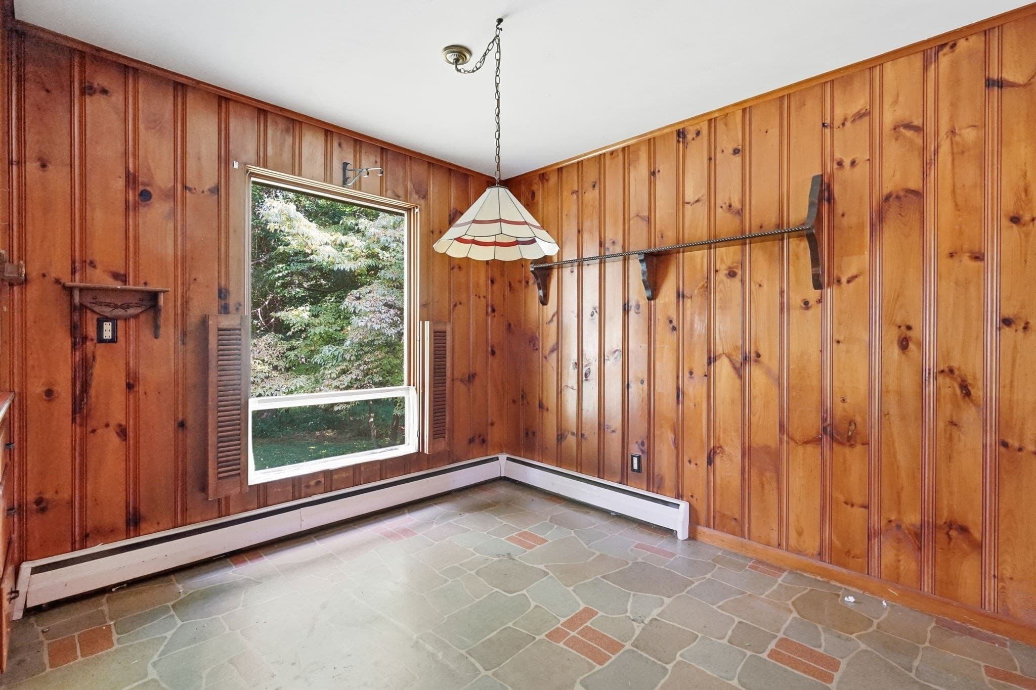 Single Family Residence at 46 Spencer St, Agawam MA 01001, Agawam, photo 9 of 31