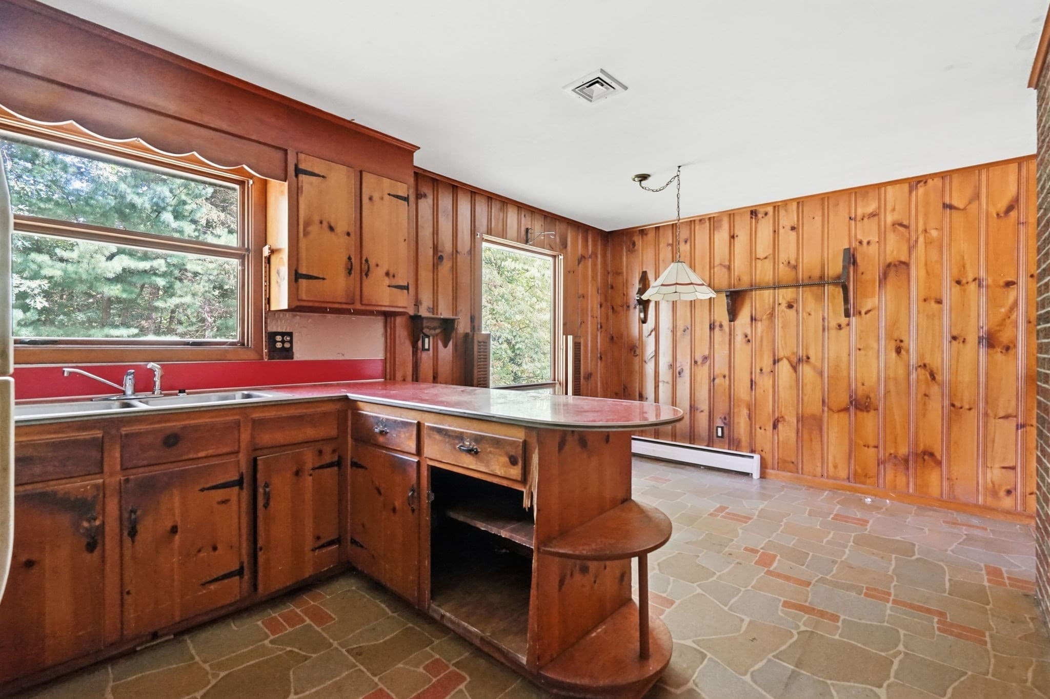 Single Family Residence at 46 Spencer St, Agawam MA 01001, Agawam, photo 8 of 31