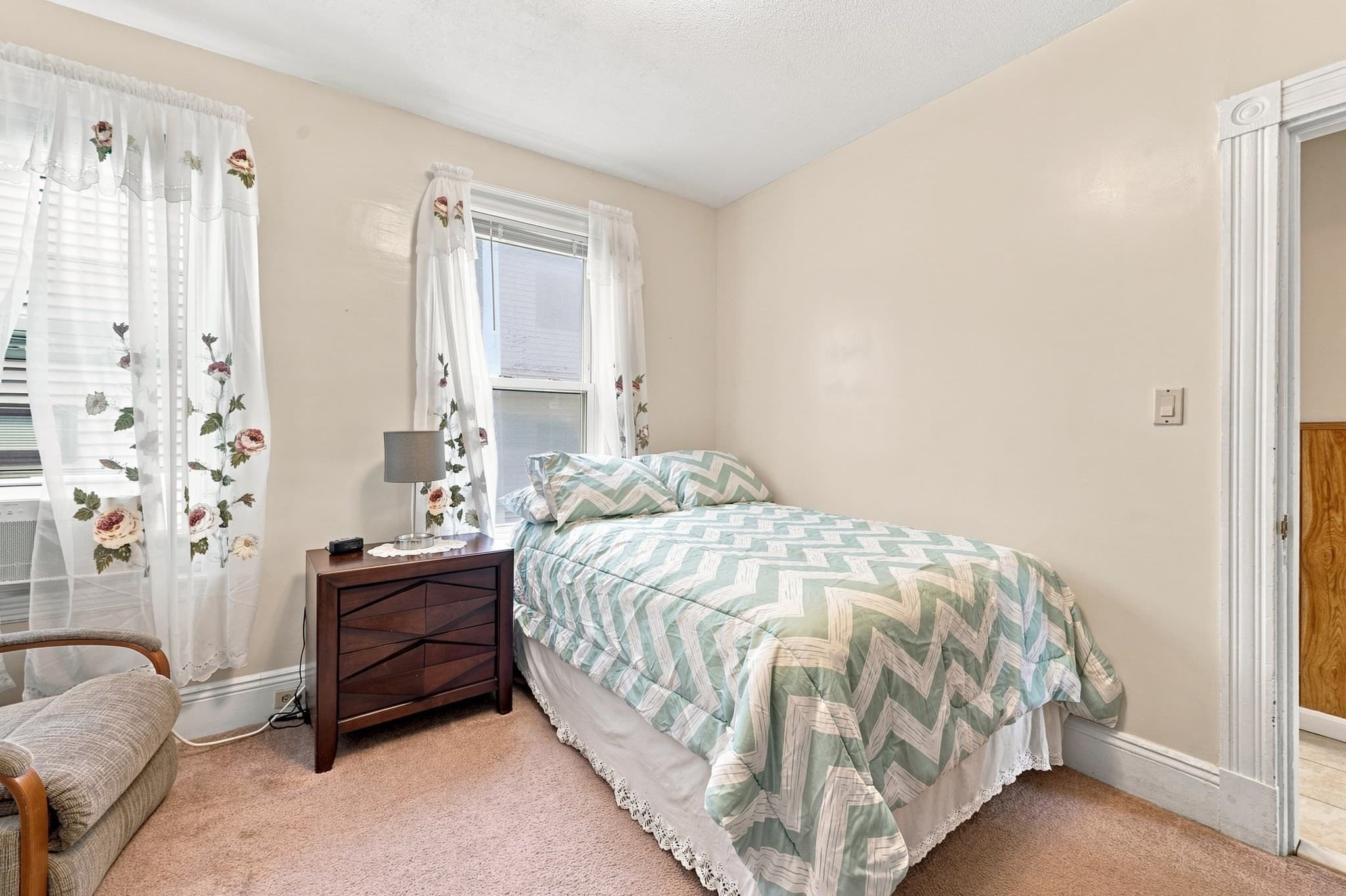 3 Family at 20 Hunting St, Cambridge MA 02141, Cambridge, photo 20 of 42