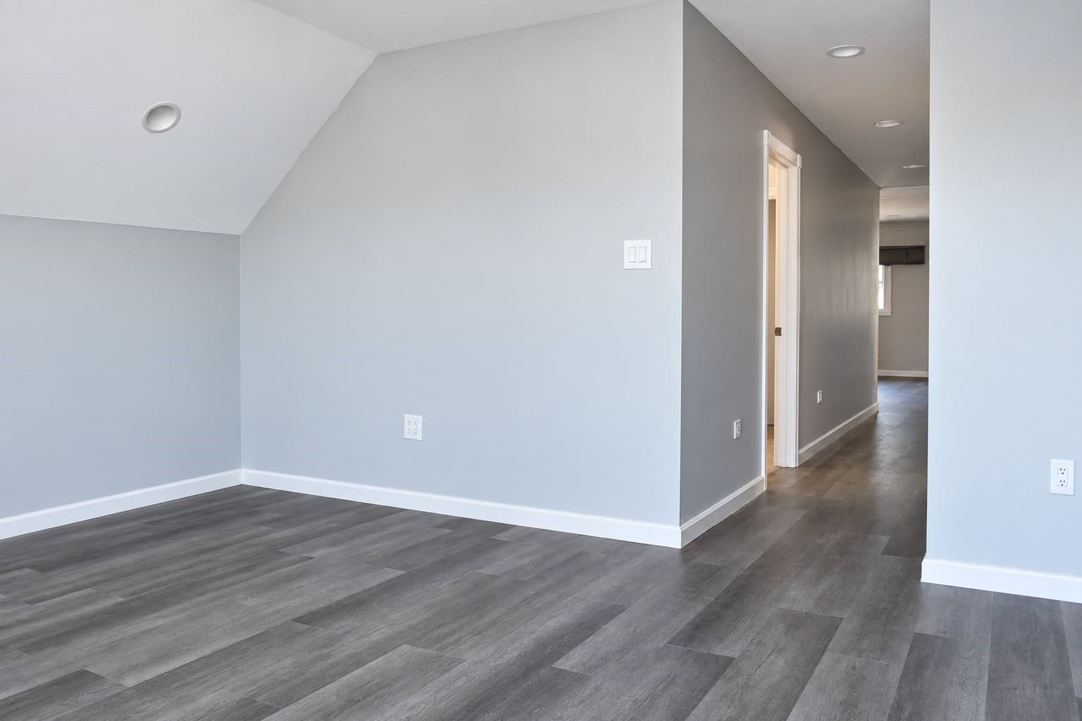 Multi Family at 1585-1587 Acushnet Avenue, New Bedford MA 02746, New Bedford, photo 6 of 42