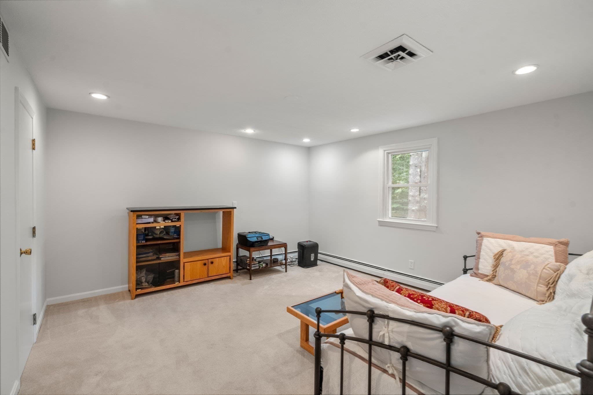 Single Family Residence at 41 Old Stagecoach Rd, Bedford MA 01730, Bedford, photo 22 of 34