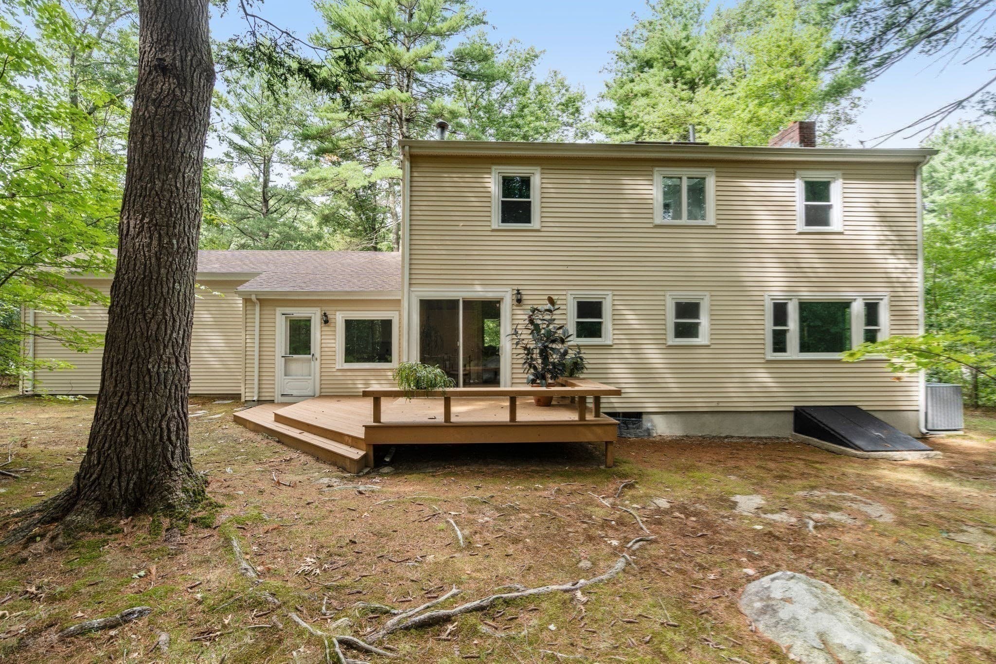 Single Family Residence at 41 Old Stagecoach Rd, Bedford MA 01730, Bedford, photo 28 of 34