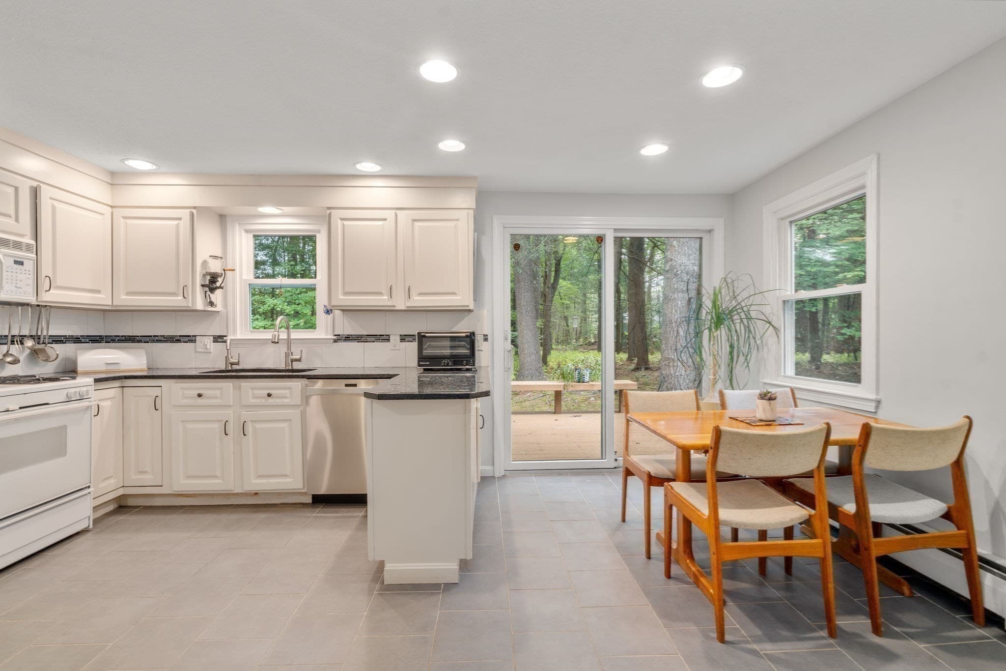 Single Family Residence at 41 Old Stagecoach Rd, Bedford MA 01730, Bedford, photo 10 of 34