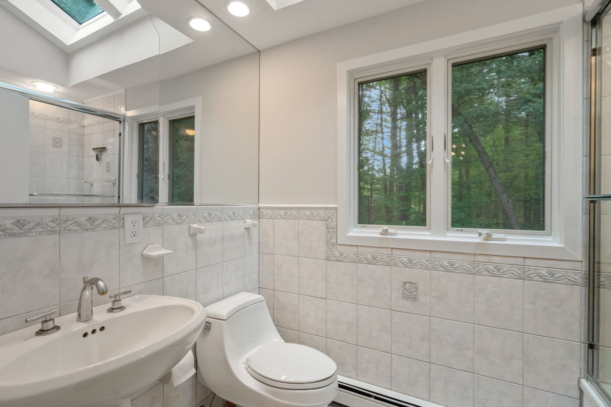 Single Family Residence at 41 Old Stagecoach Rd, Bedford MA 01730, Bedford, photo 18 of 34