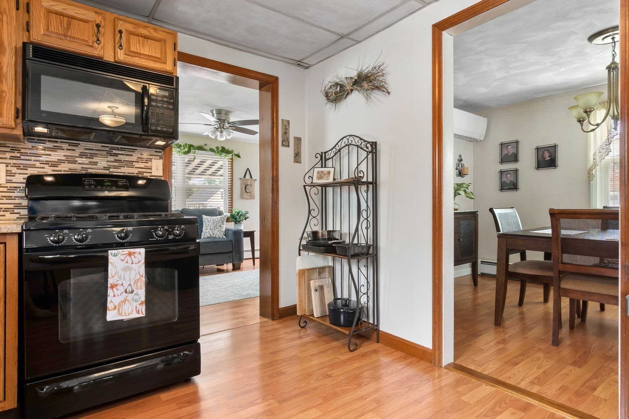Single Family Residence at 58 Glendale Ave, Peabody MA 01960, Peabody, photo 12 of 39