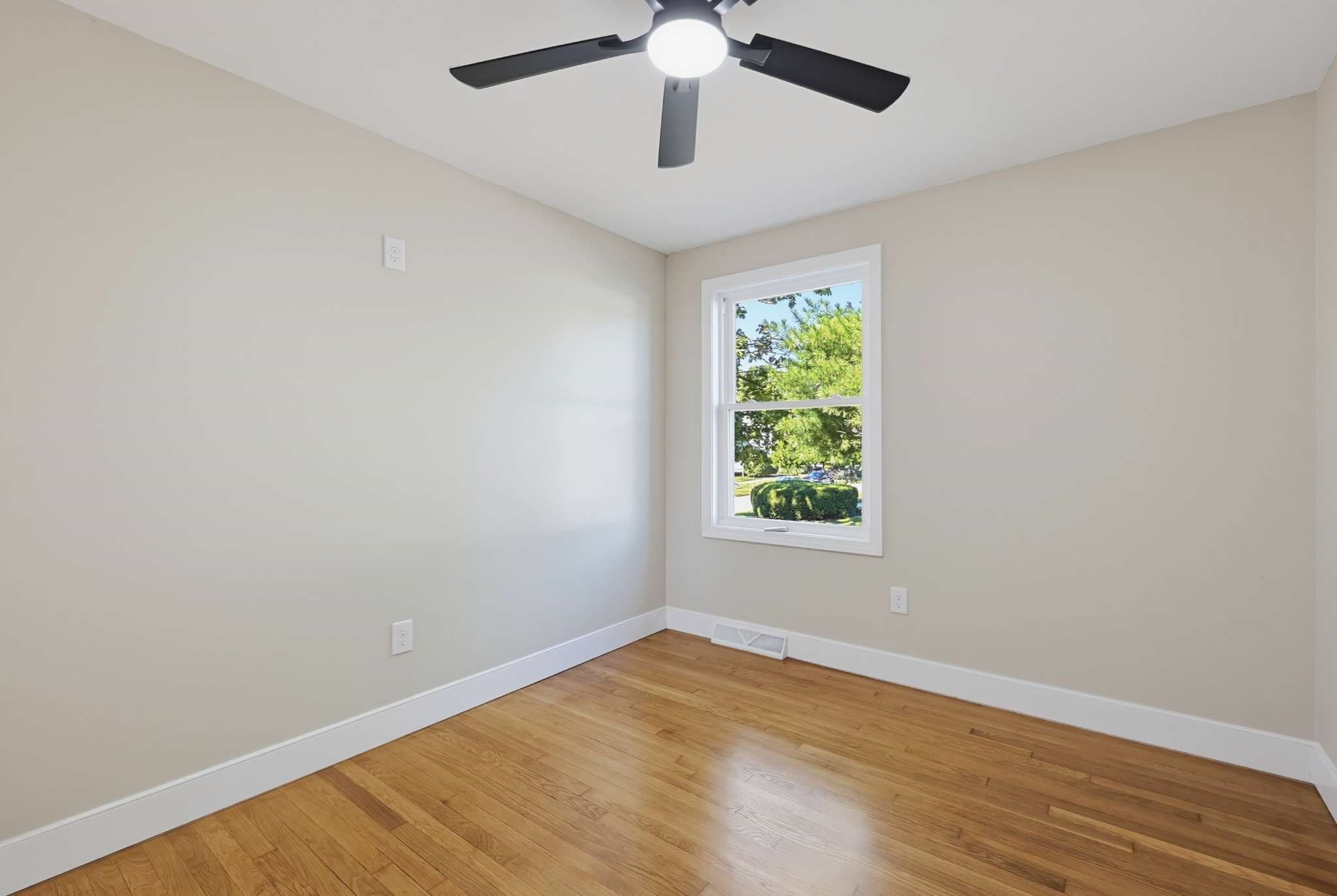 Single Family Residence at 28 Deerfield Rd, Attleboro MA 02703, Attleboro, photo 15 of 36