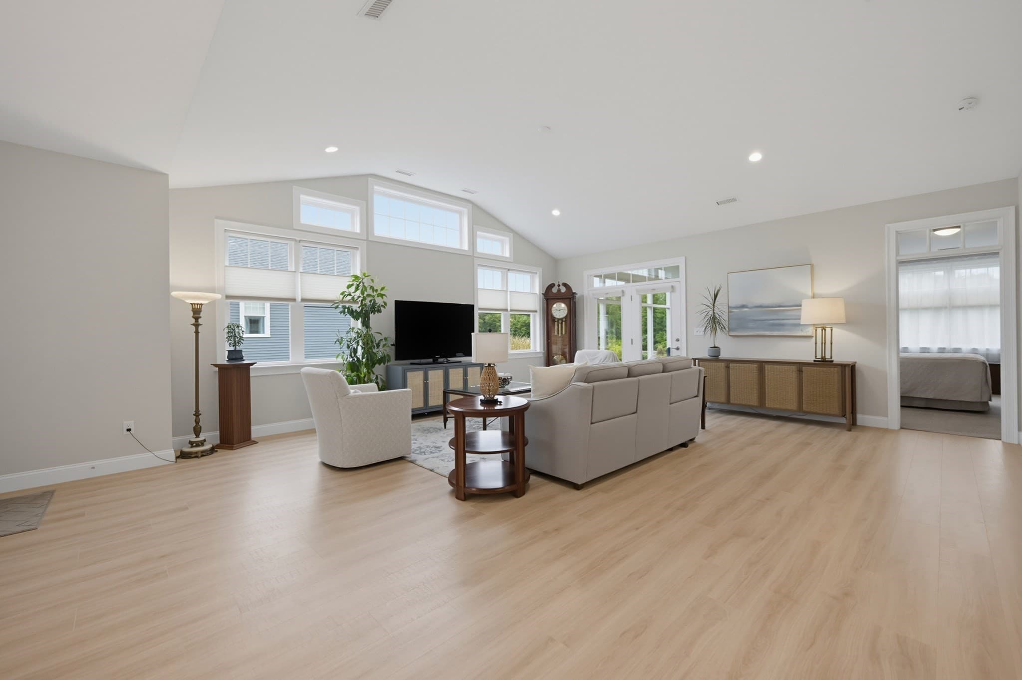 Single Family Residence at 99 Sophia Dr, Rehoboth MA 02769, Rehoboth, photo 7 of 42