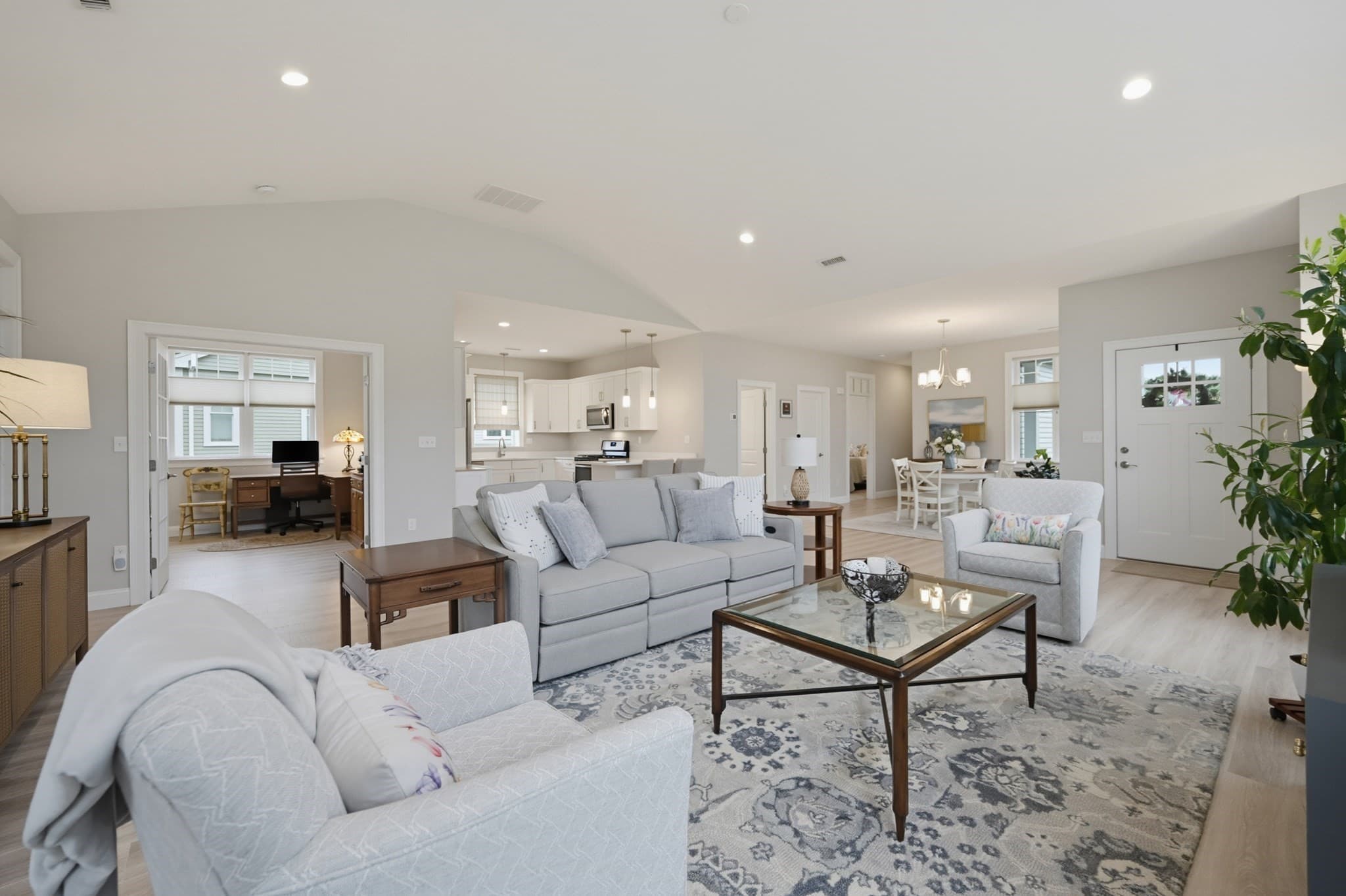 Single Family Residence at 99 Sophia Dr, Rehoboth MA 02769, Rehoboth, photo 10 of 42