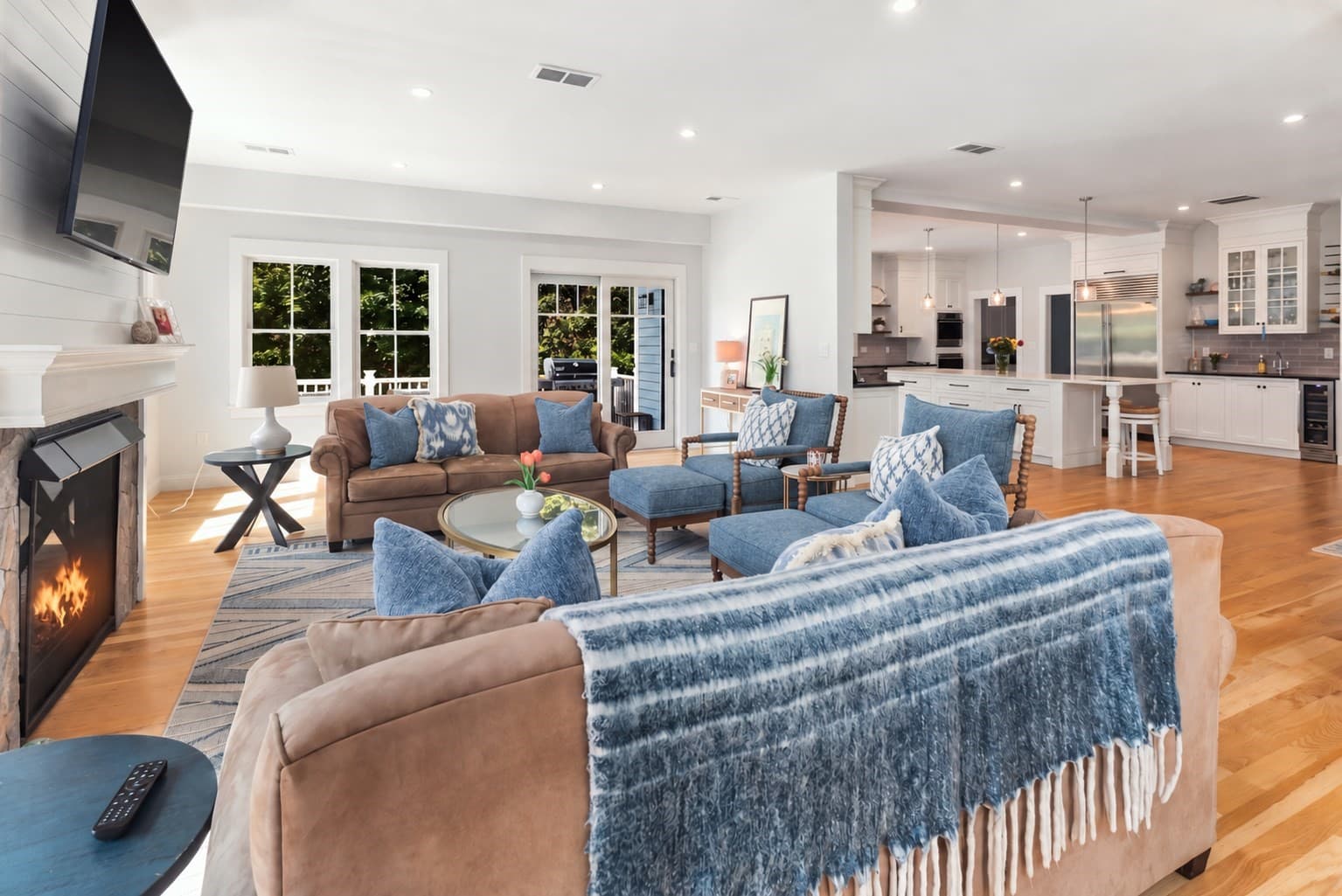 Single Family Residence at 10 Jerusalem Rd, Cohasset MA 02025, Cohasset, photo 13 of 42