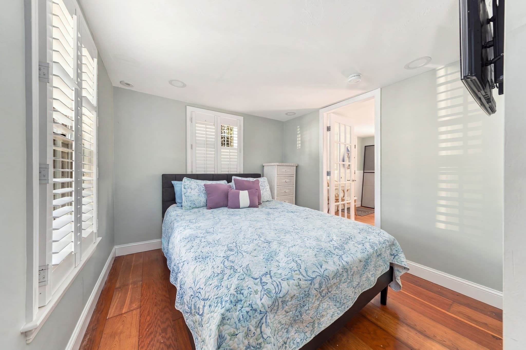 Single Family Residence at 10 Jerusalem Rd, Cohasset MA 02025, Cohasset, photo 34 of 42