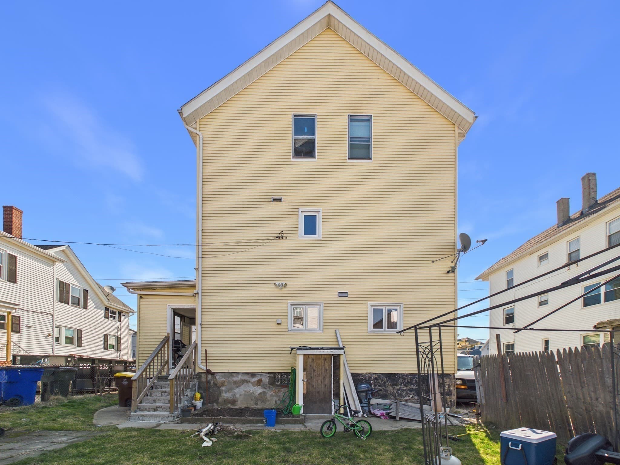 3 Family at 73 Wooley St, Fall River MA 02724, Fall River, photo 11 of 11