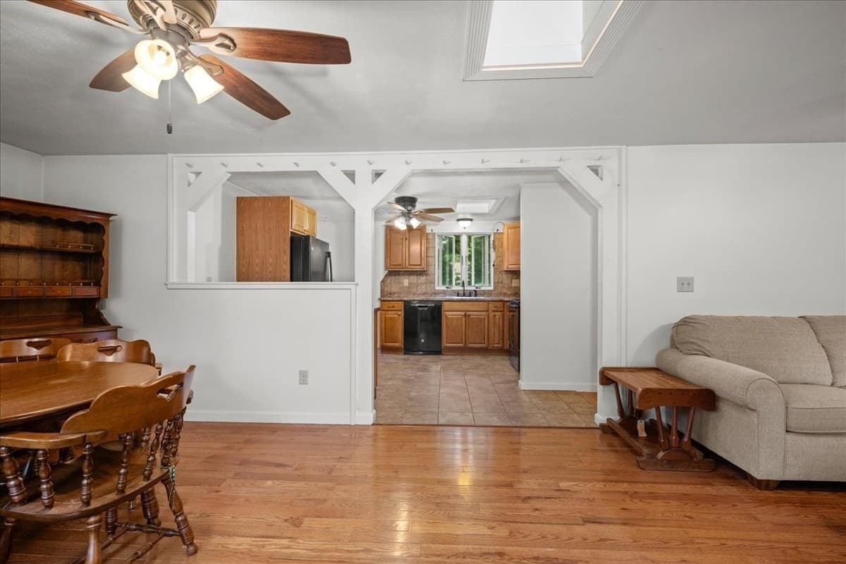 Single Family Residence at 320 Mason Rd Ext, Dudley MA 01571, Dudley, photo 16 of 26