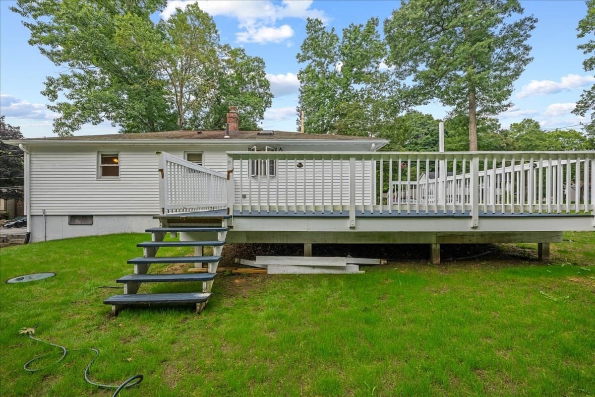 Single Family Residence at 320 Mason Rd Ext, Dudley MA 01571, Dudley, photo 10 of 26