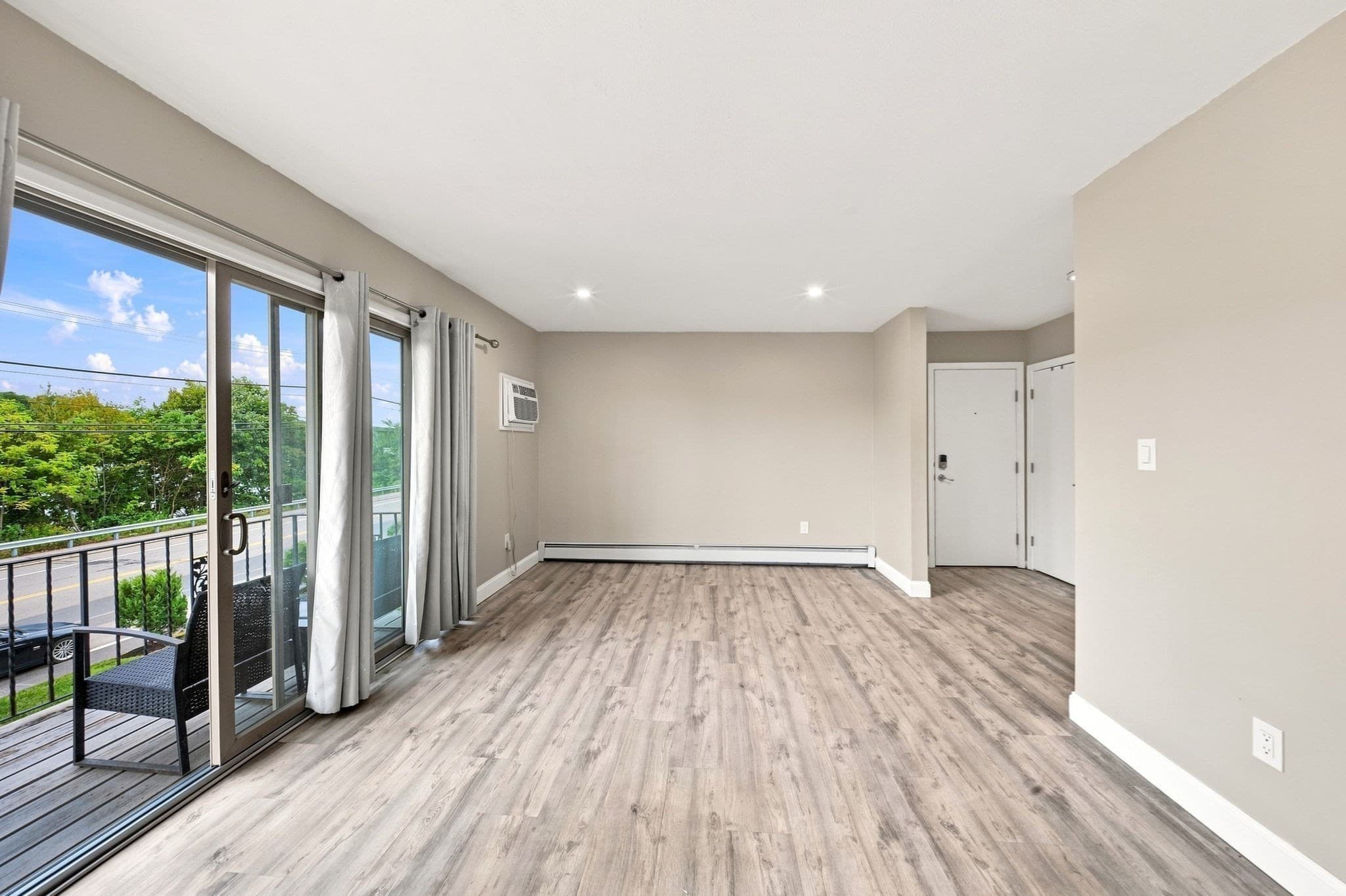 Condominium at 500 Water St # A7, Haverhill MA 01830, Haverhill, photo 5 of 23