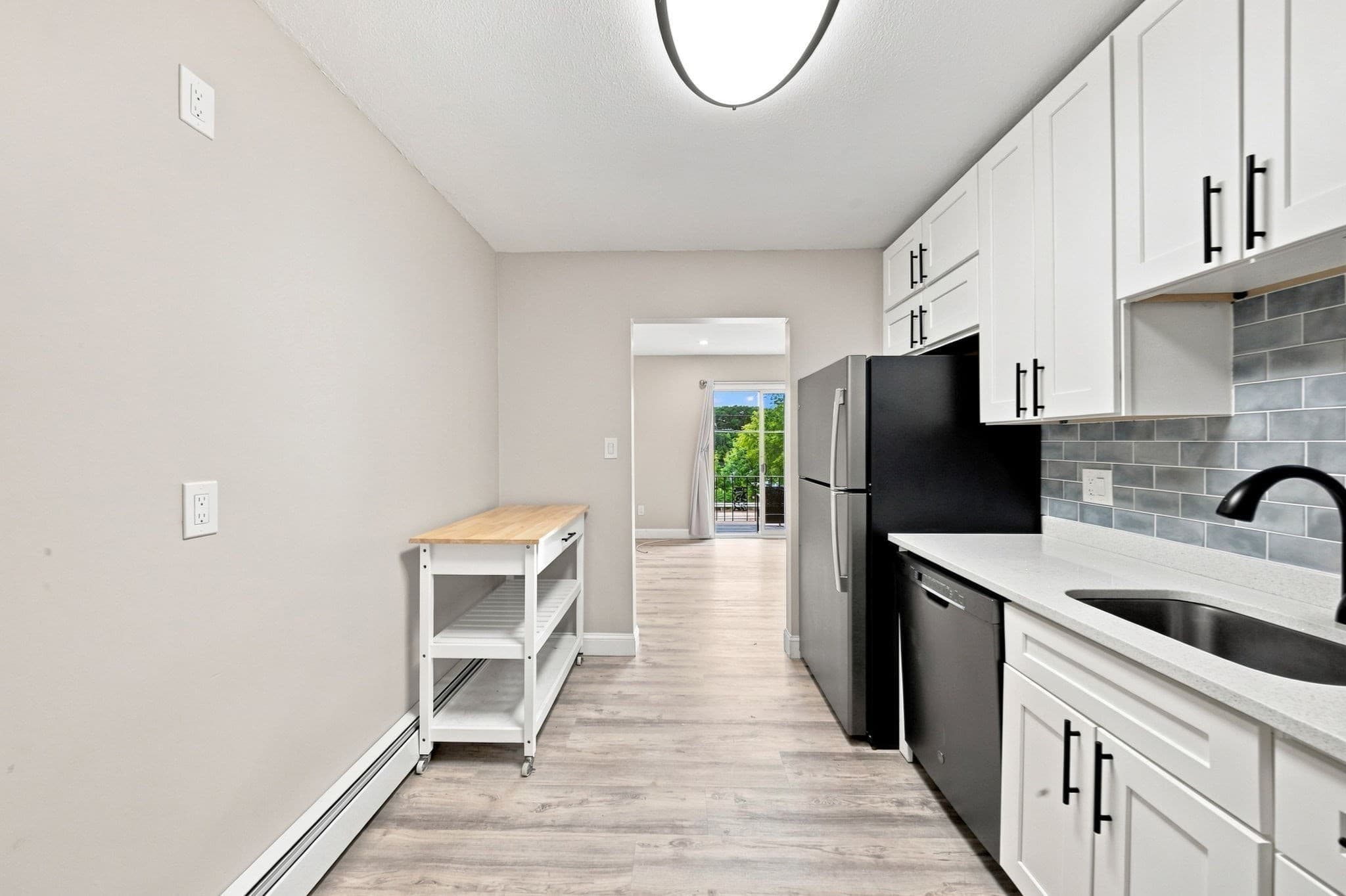 Condominium at 500 Water St # A7, Haverhill MA 01830, Haverhill, photo 9 of 23