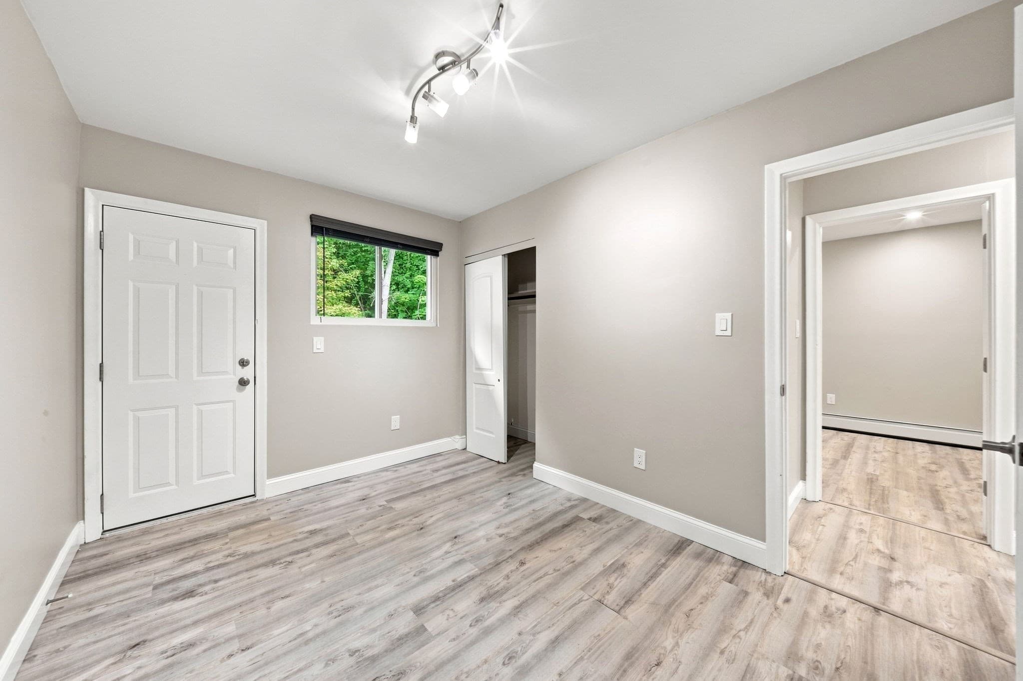 Condominium at 500 Water St # A7, Haverhill MA 01830, Haverhill, photo 14 of 23