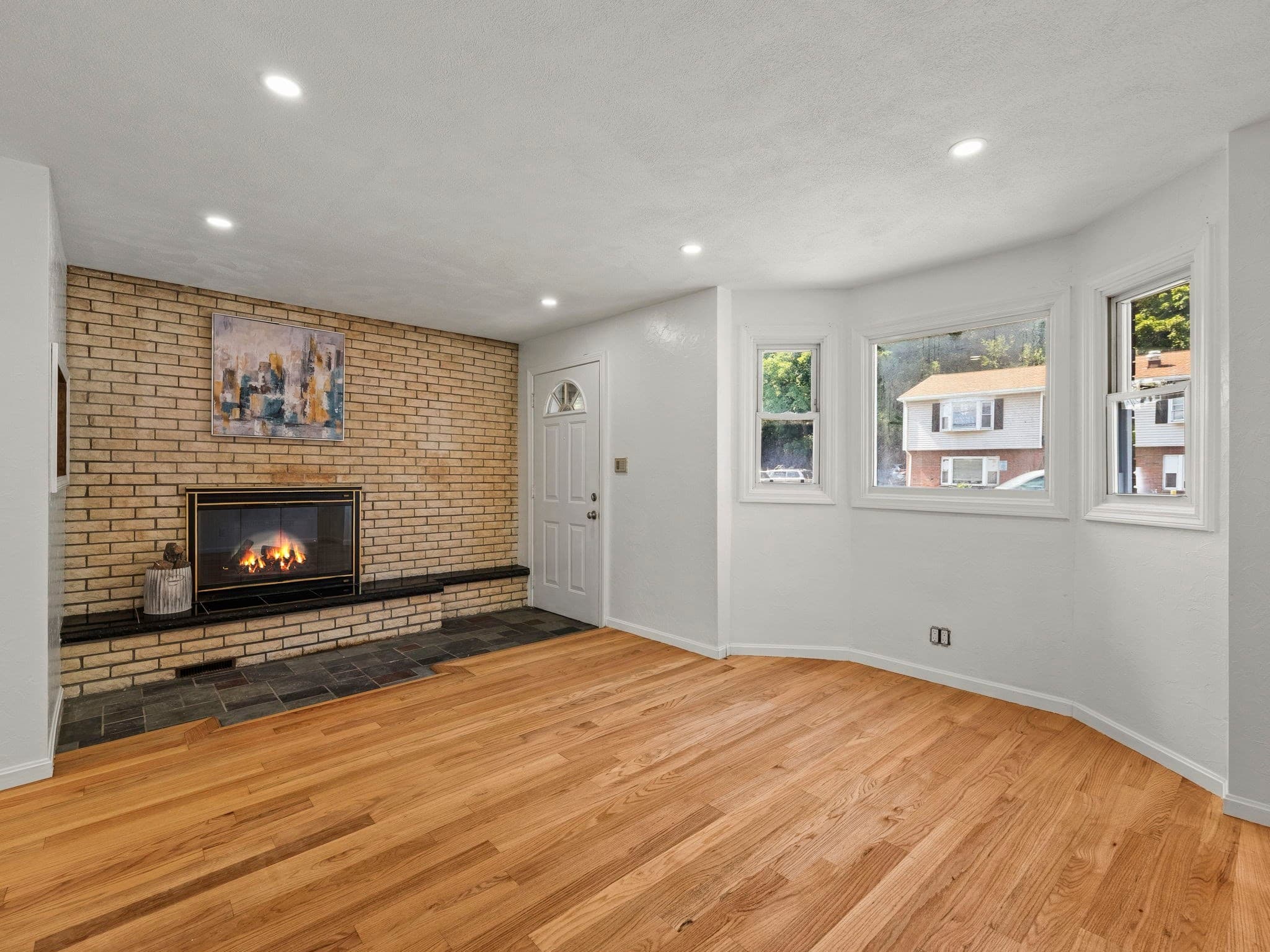 Single Family Residence at 12 Boston St, Lynn MA 01904, Lynn, photo 6 of 42