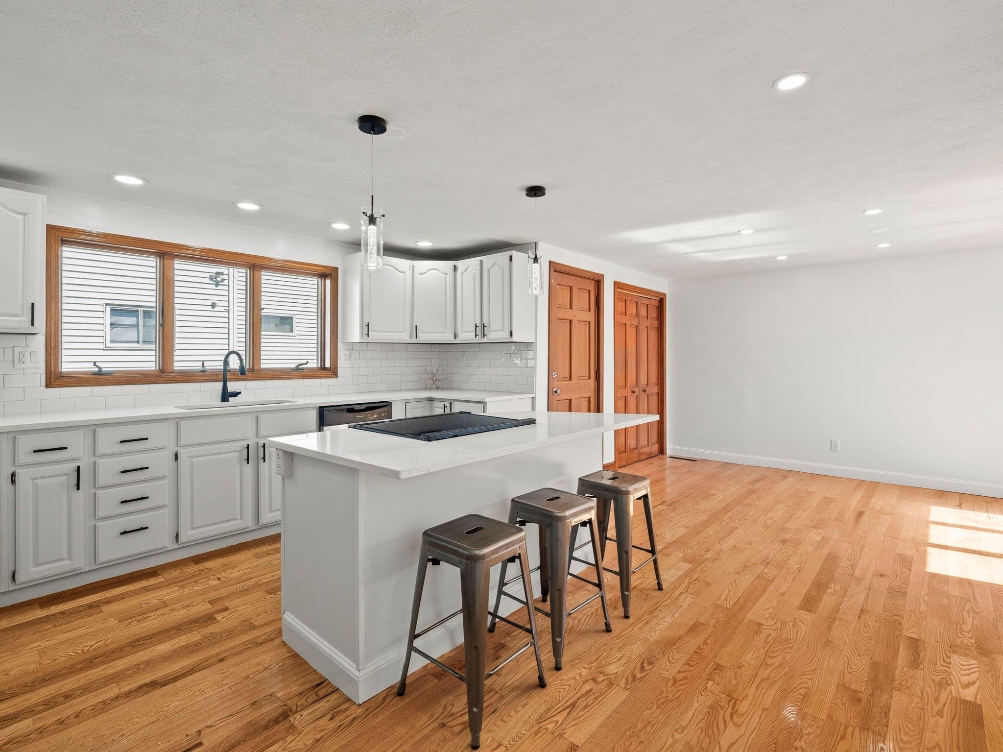 Single Family Residence at 12 Boston St, Lynn MA 01904, Lynn, photo 16 of 42