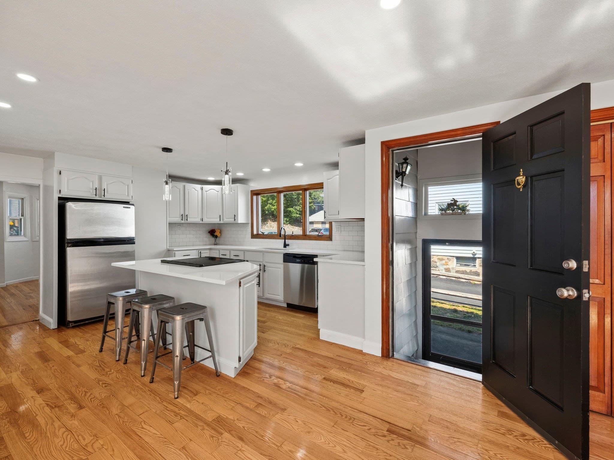 Single Family Residence at 12 Boston St, Lynn MA 01904, Lynn, photo 22 of 42