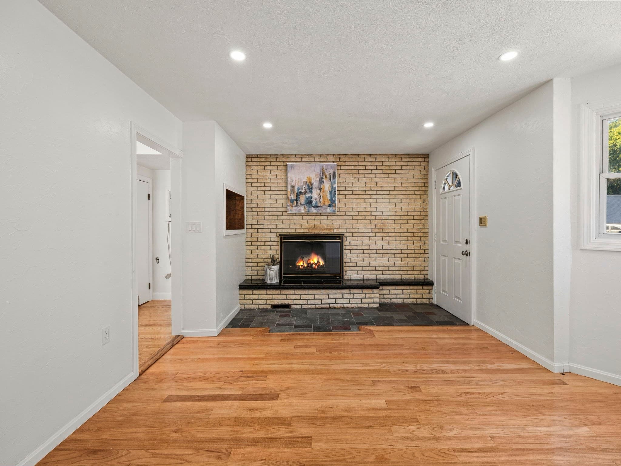 Single Family Residence at 12 Boston St, Lynn MA 01904, Lynn, photo 7 of 42