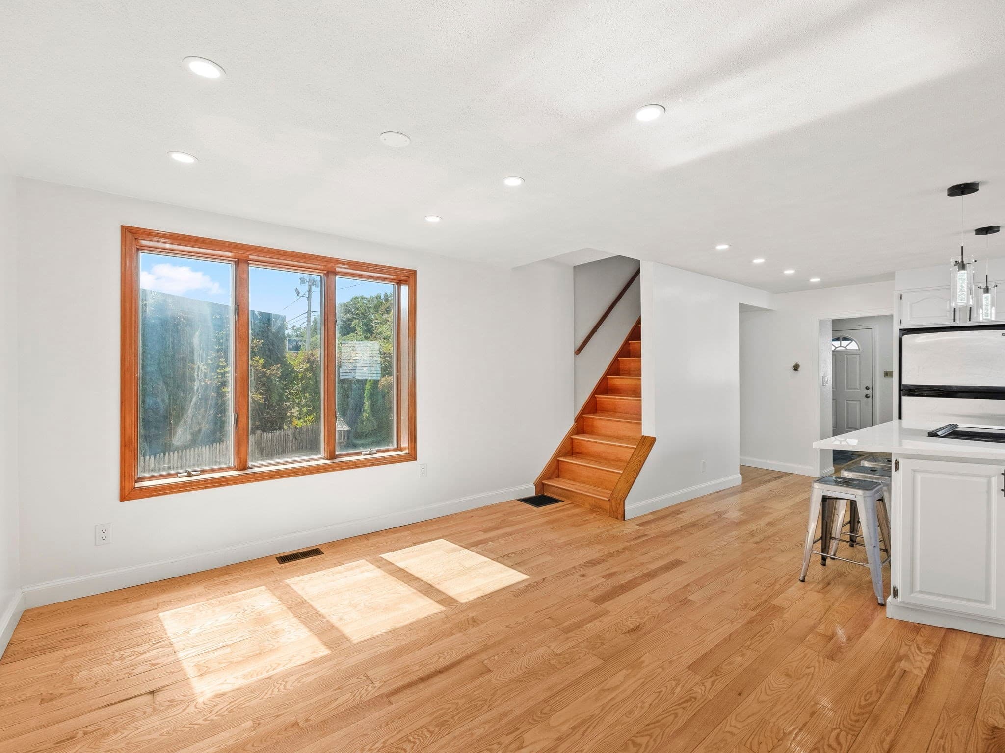 Single Family Residence at 12 Boston St, Lynn MA 01904, Lynn, photo 20 of 42