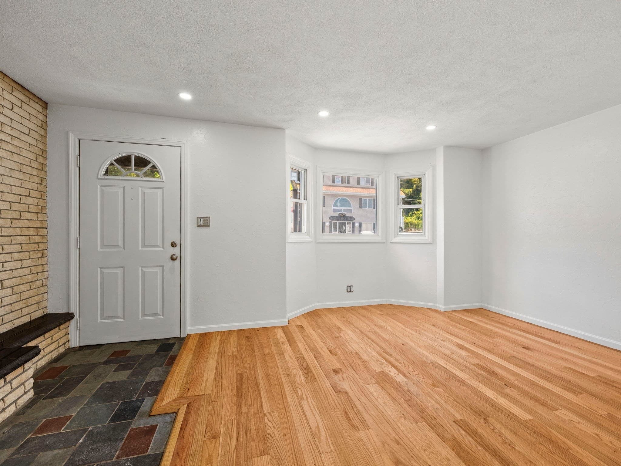 Single Family Residence at 12 Boston St, Lynn MA 01904, Lynn, photo 9 of 42