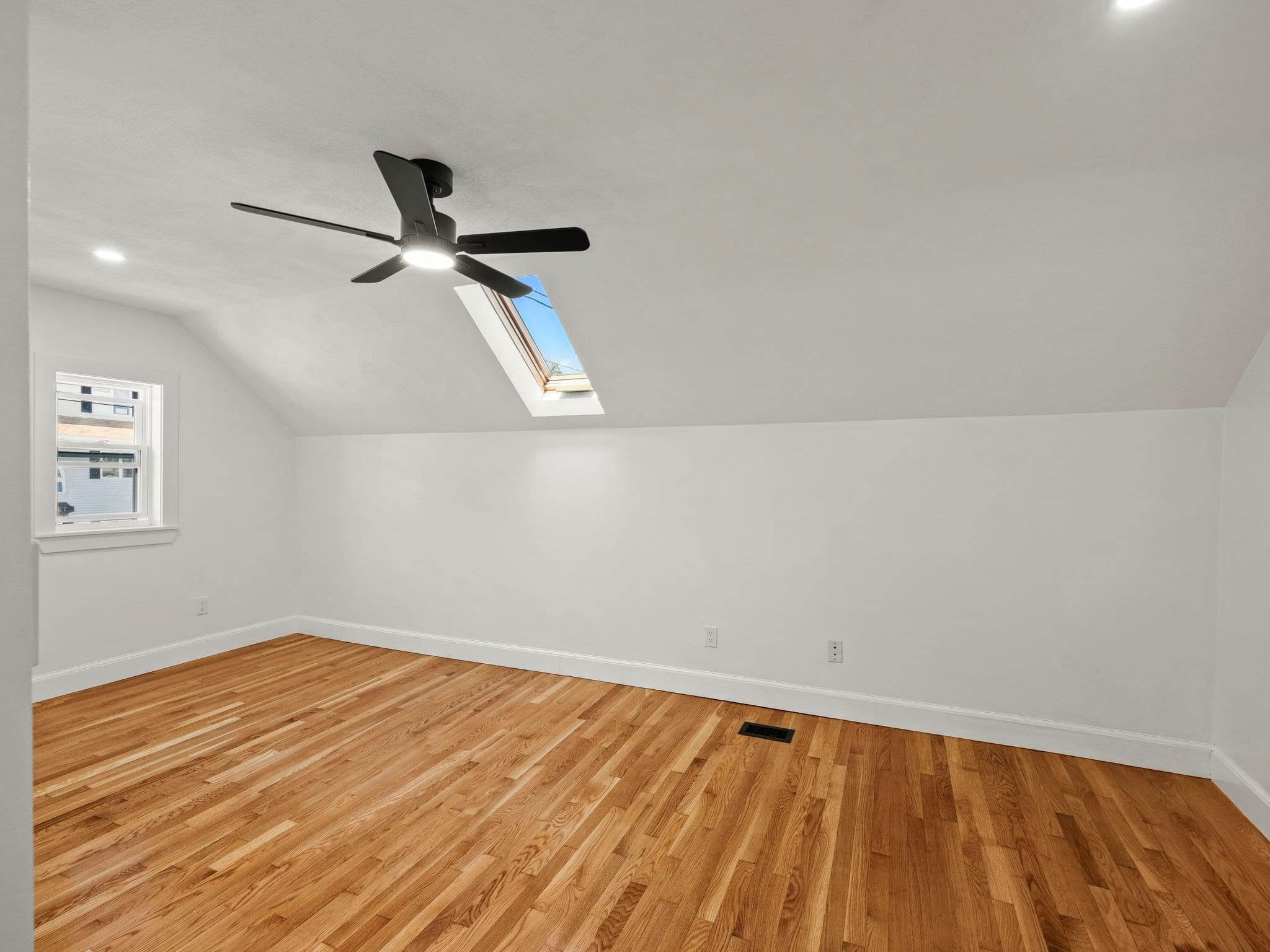 Single Family Residence at 12 Boston St, Lynn MA 01904, Lynn, photo 33 of 42