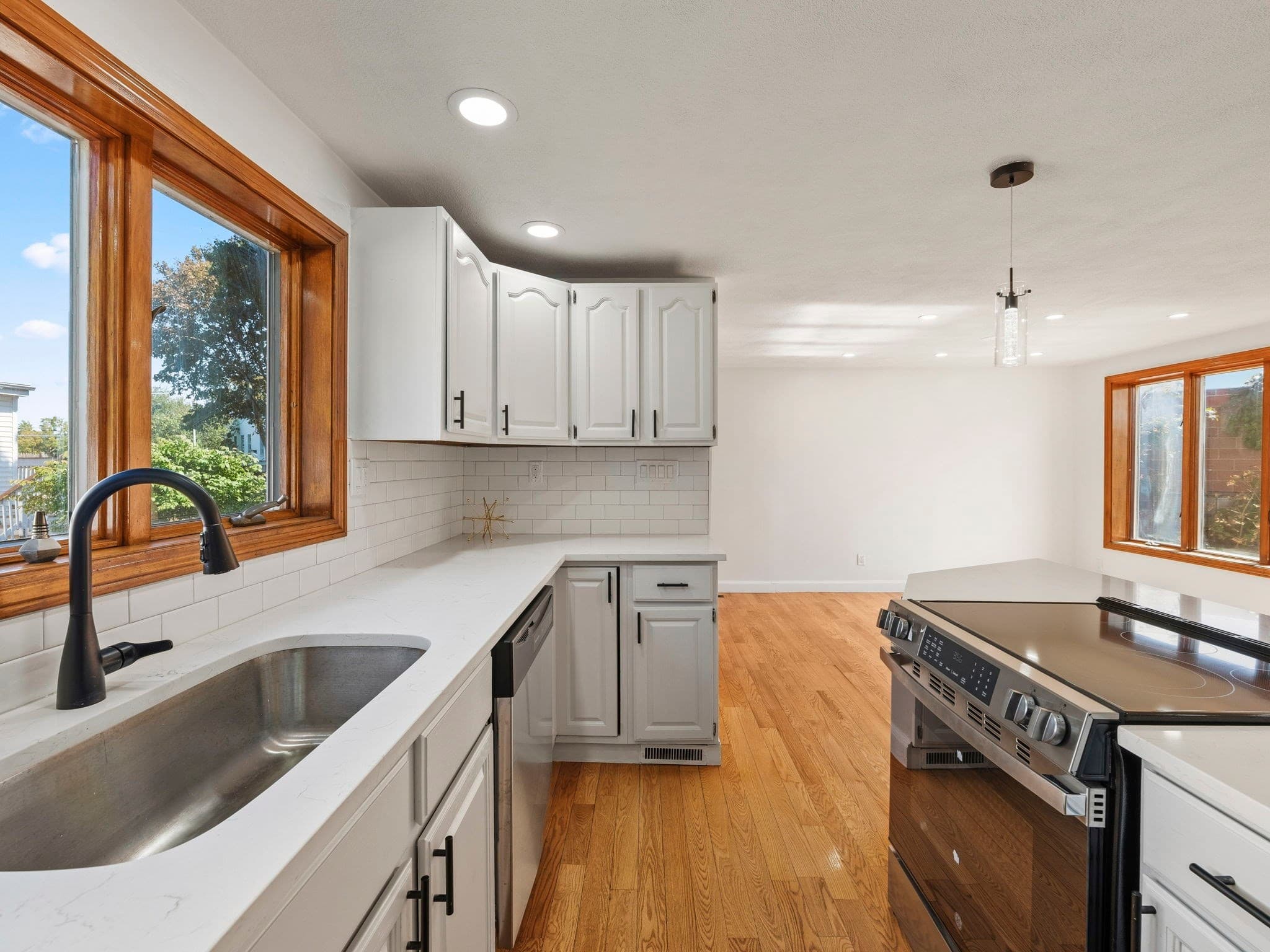 Single Family Residence at 12 Boston St, Lynn MA 01904, Lynn, photo 15 of 42