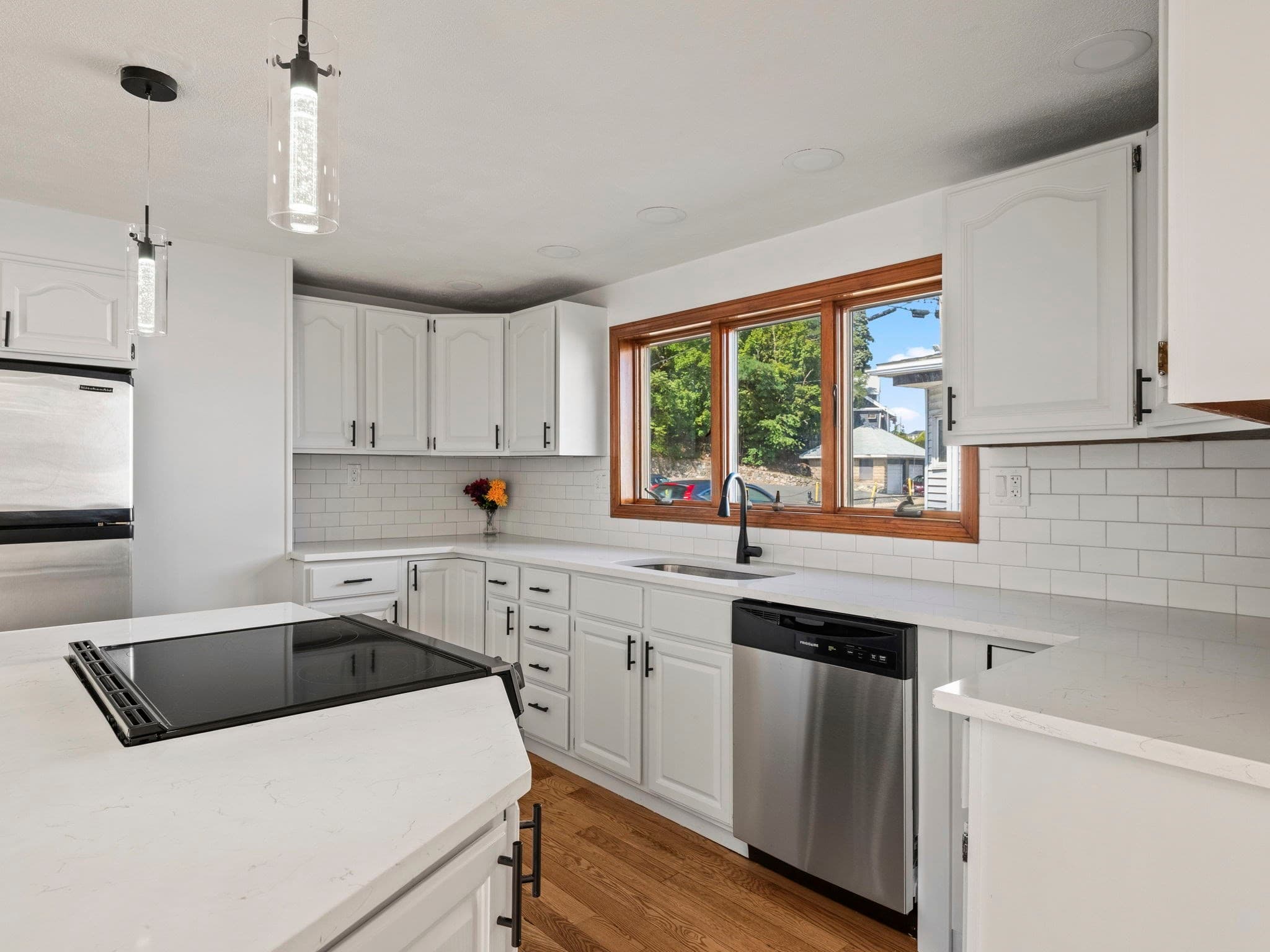 Single Family Residence at 12 Boston St, Lynn MA 01904, Lynn, photo 11 of 42