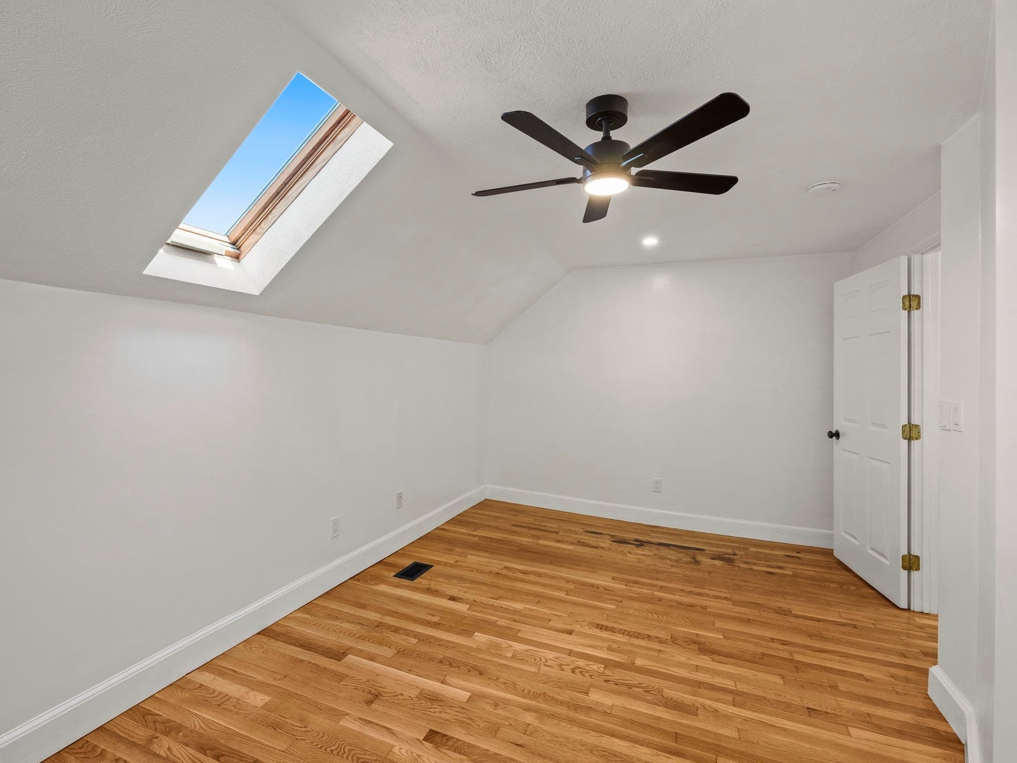 Single Family Residence at 12 Boston St, Lynn MA 01904, Lynn, photo 35 of 42