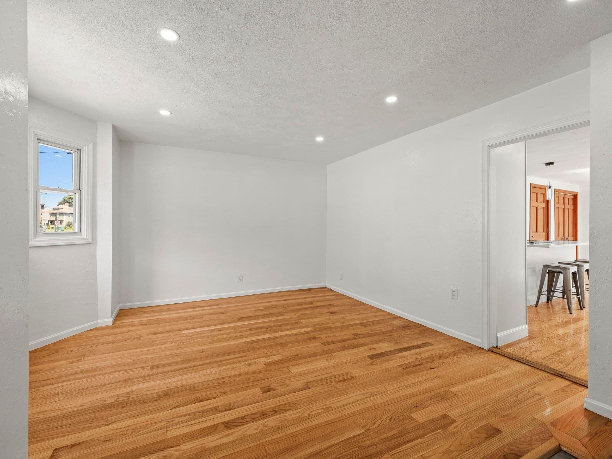 Single Family Residence at 12 Boston St, Lynn MA 01904, Lynn, photo 4 of 42