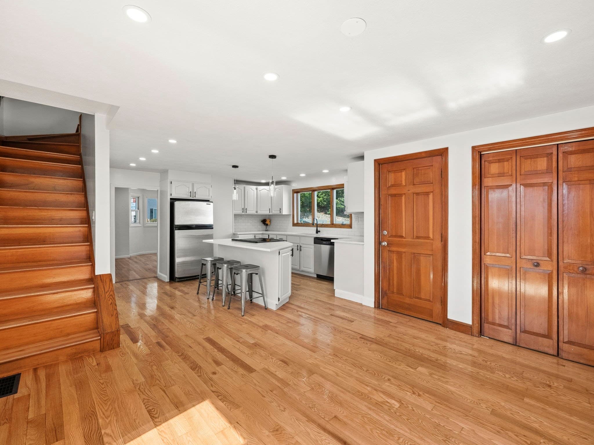 Single Family Residence at 12 Boston St, Lynn MA 01904, Lynn, photo 21 of 42
