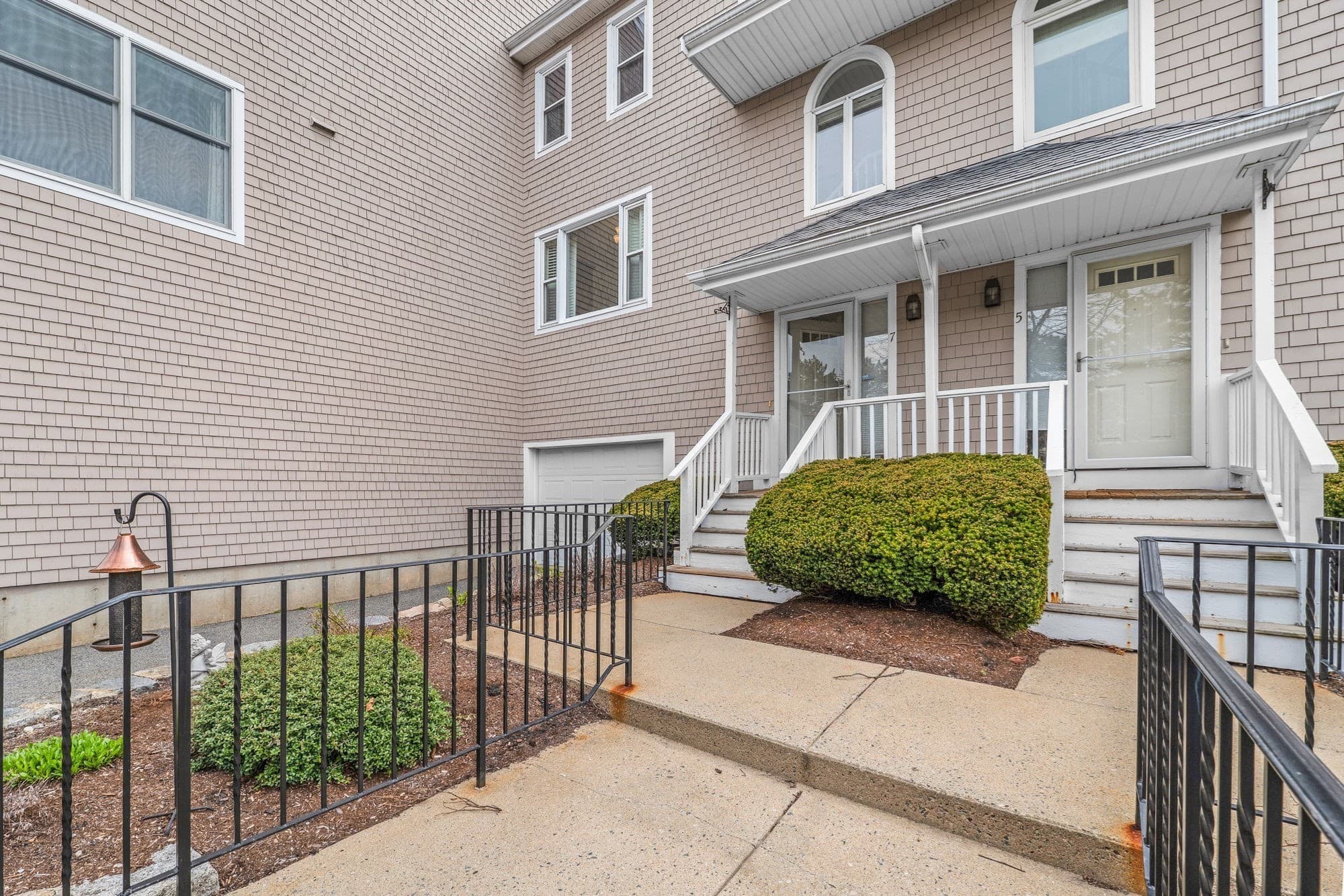 Condominium at 7 Whaler Ln Unit 7, Quincy MA 02171, Quincy, photo 36 of 42