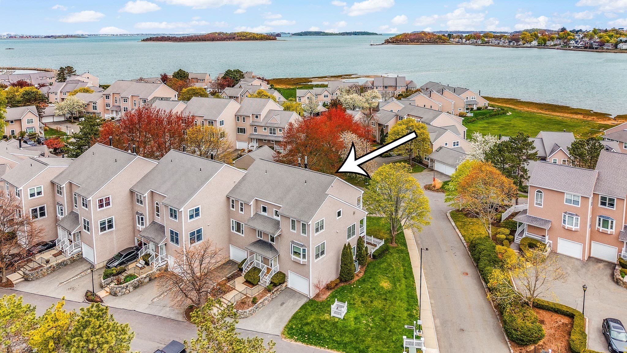 7 Whaler Ln Unit 7, Quincy MA 02171